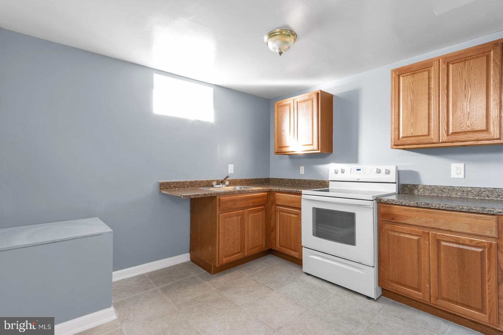 PALMER HEIGHTS - Residential Lease