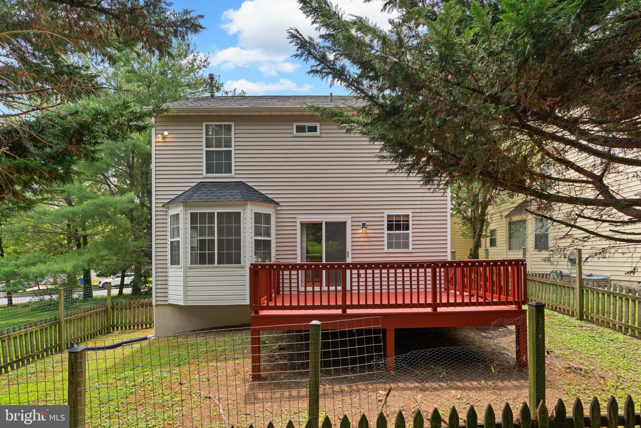 VILLAGE  OF PAINTERS MILL - Residential