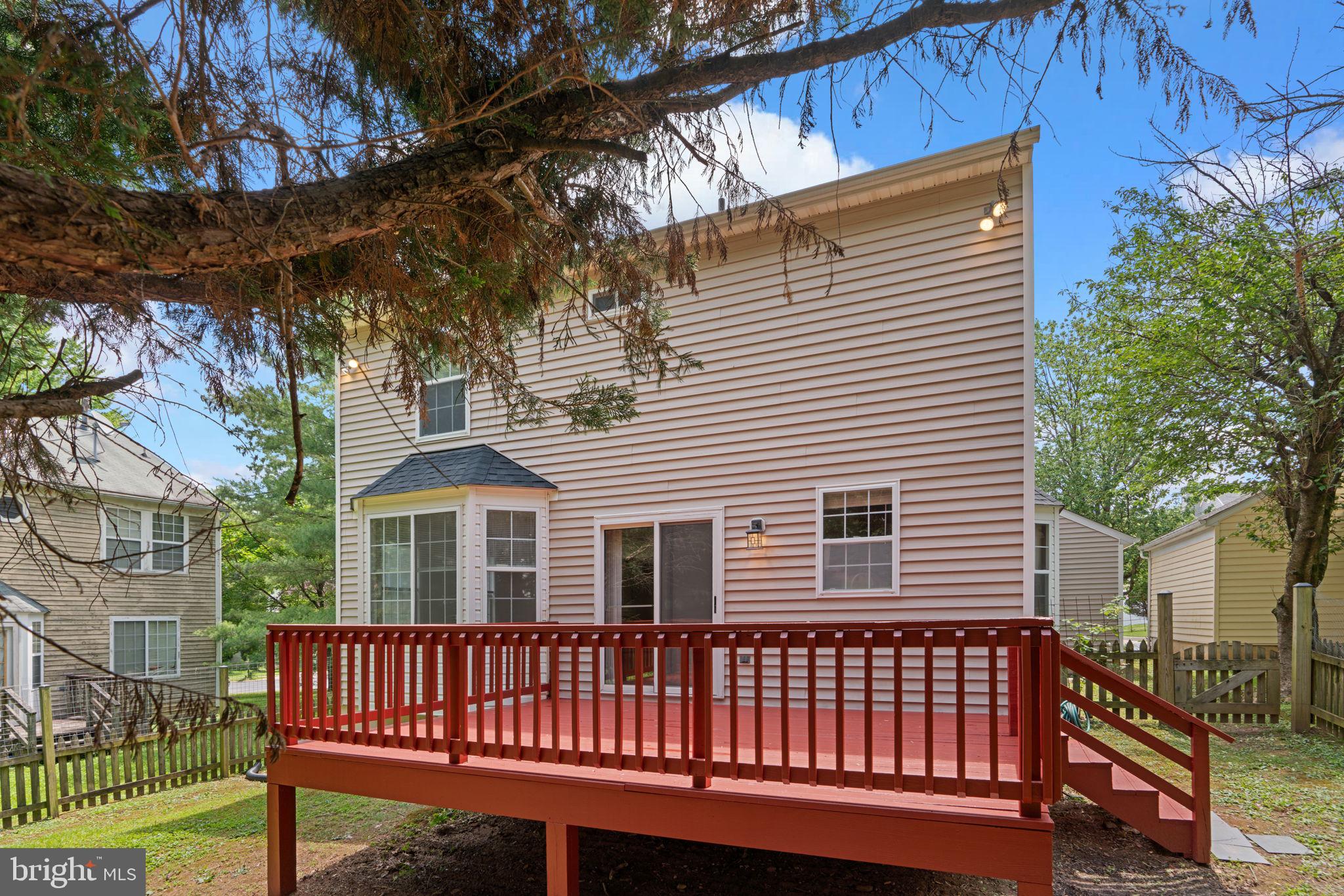 VILLAGE  OF PAINTERS MILL - Residential