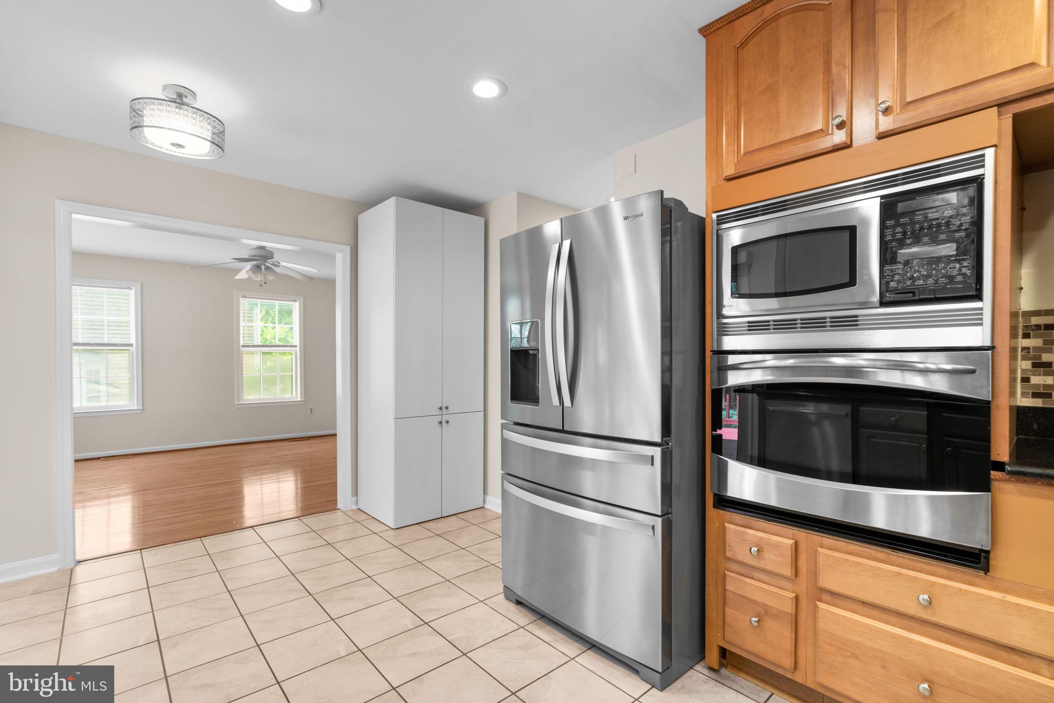 VILLAGE  OF PAINTERS MILL - Residential