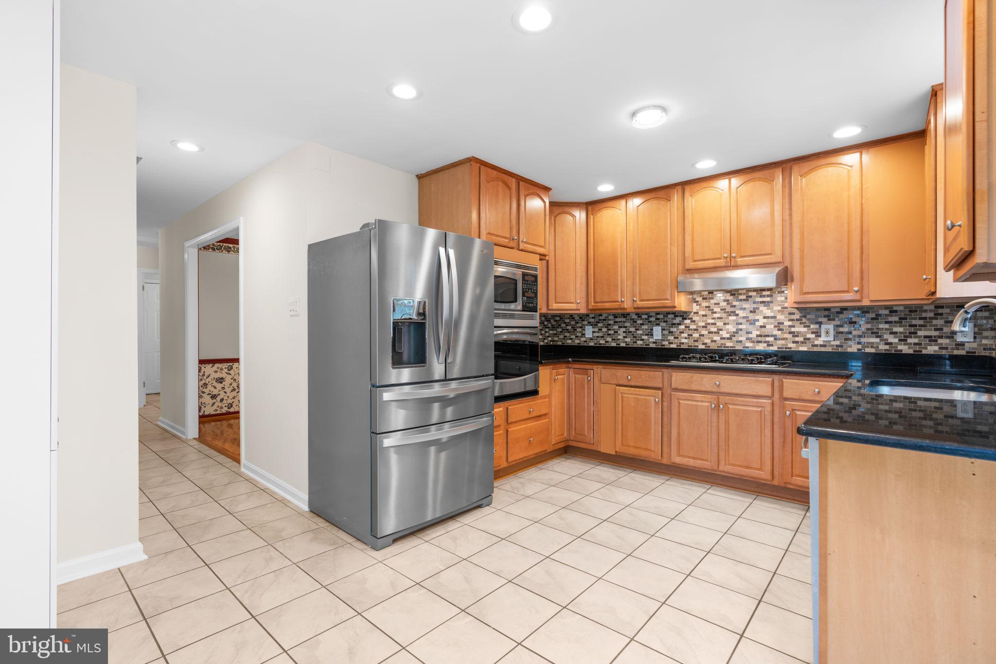 VILLAGE  OF PAINTERS MILL - Residential