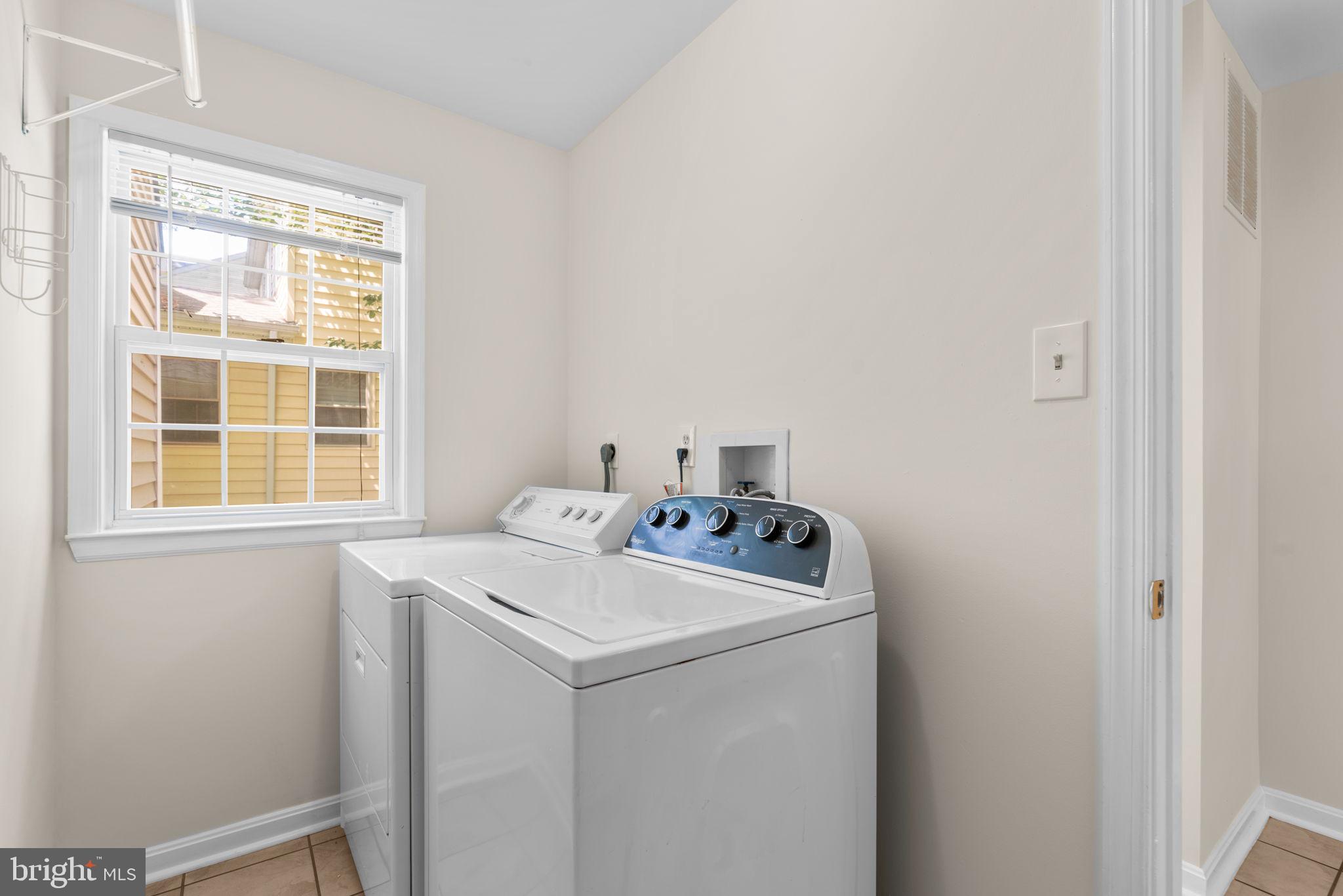 VILLAGE  OF PAINTERS MILL - Residential