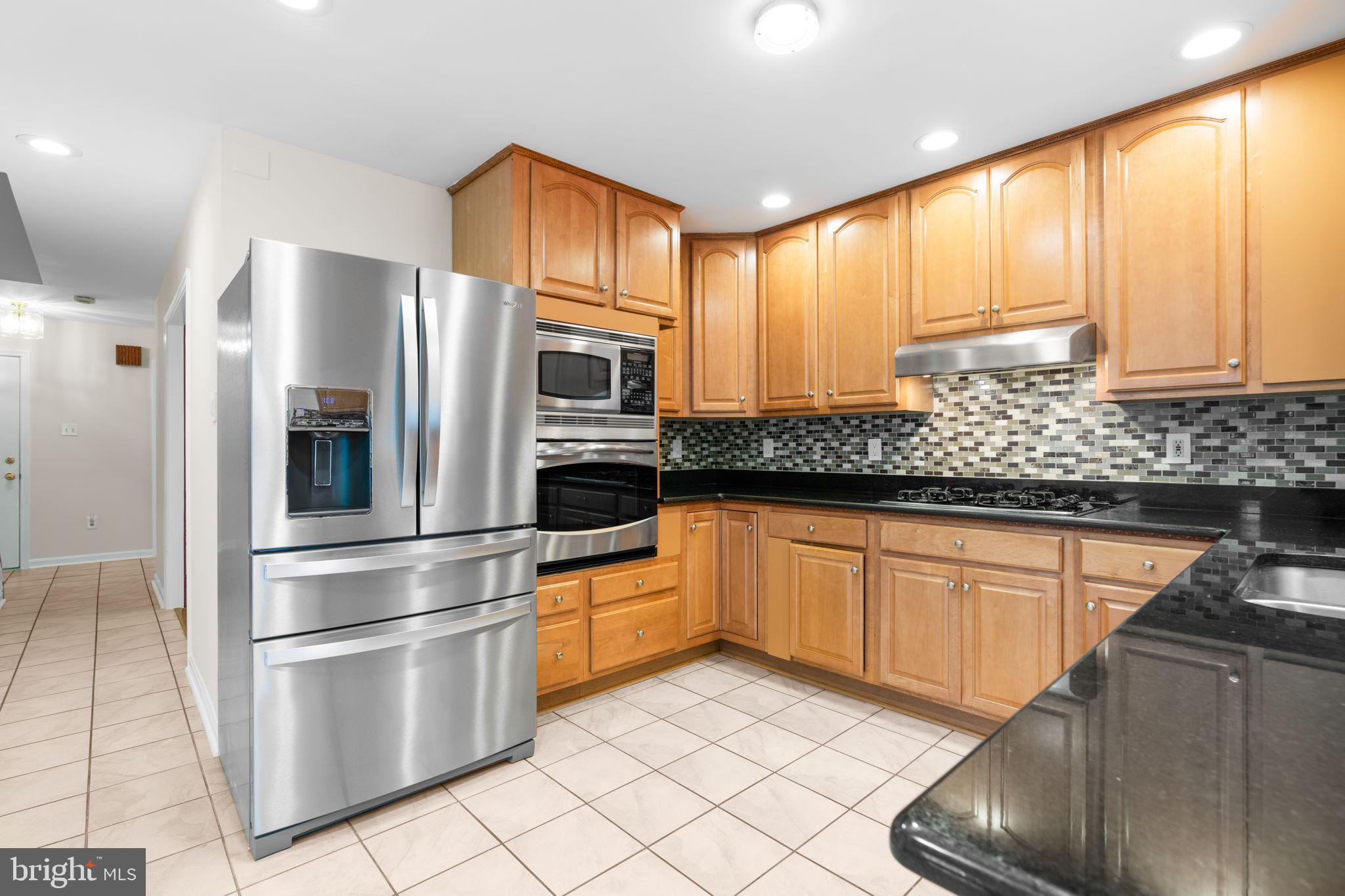 VILLAGE  OF PAINTERS MILL - Residential