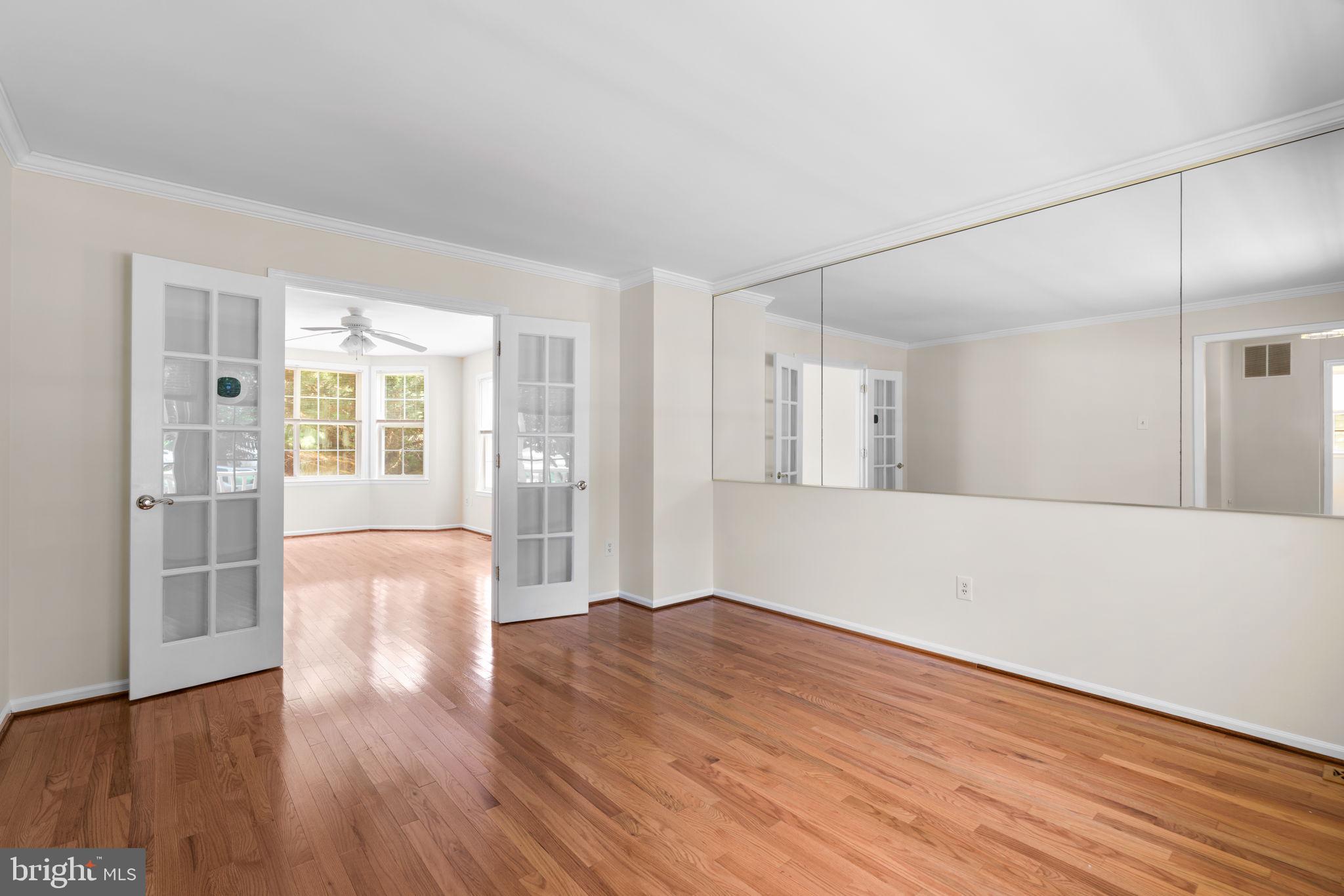 VILLAGE  OF PAINTERS MILL - Residential