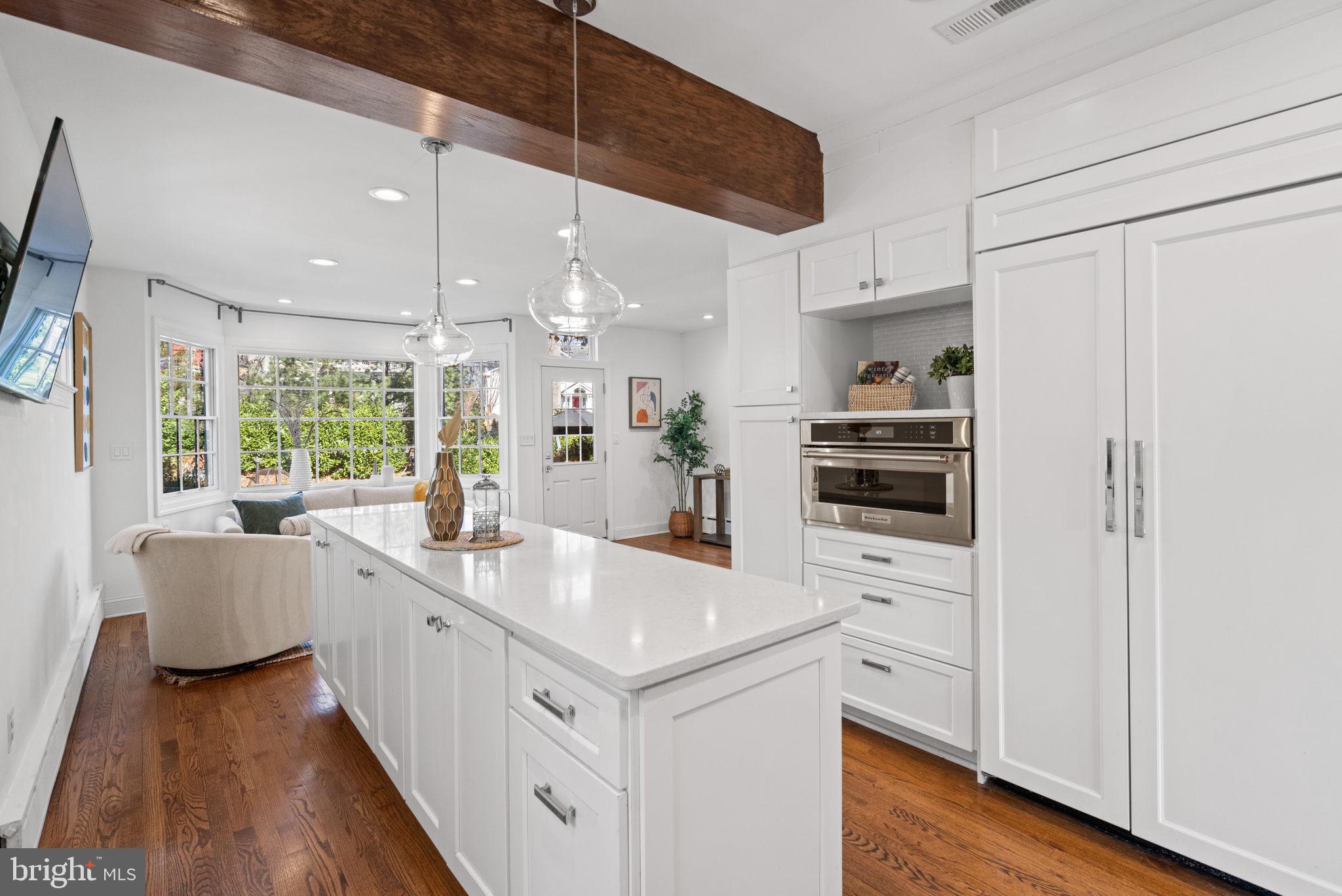 CHEVY CHASE - Residential