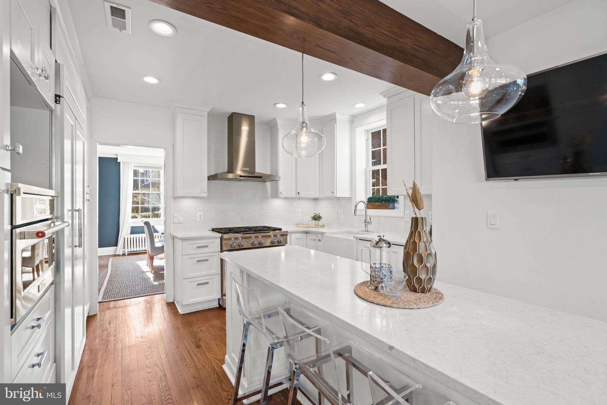 CHEVY CHASE - Residential