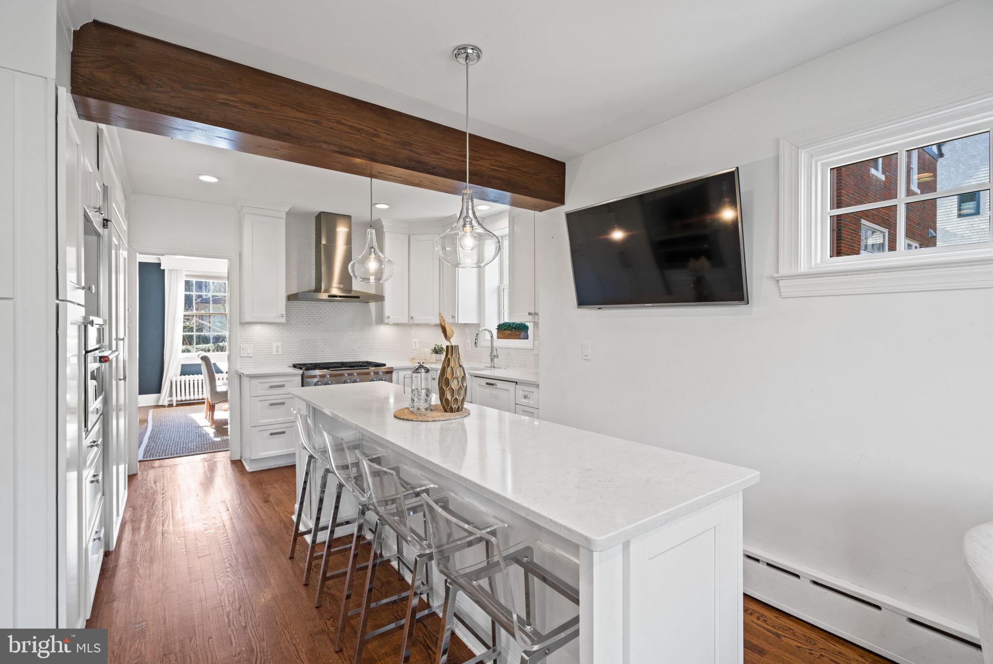 CHEVY CHASE - Residential