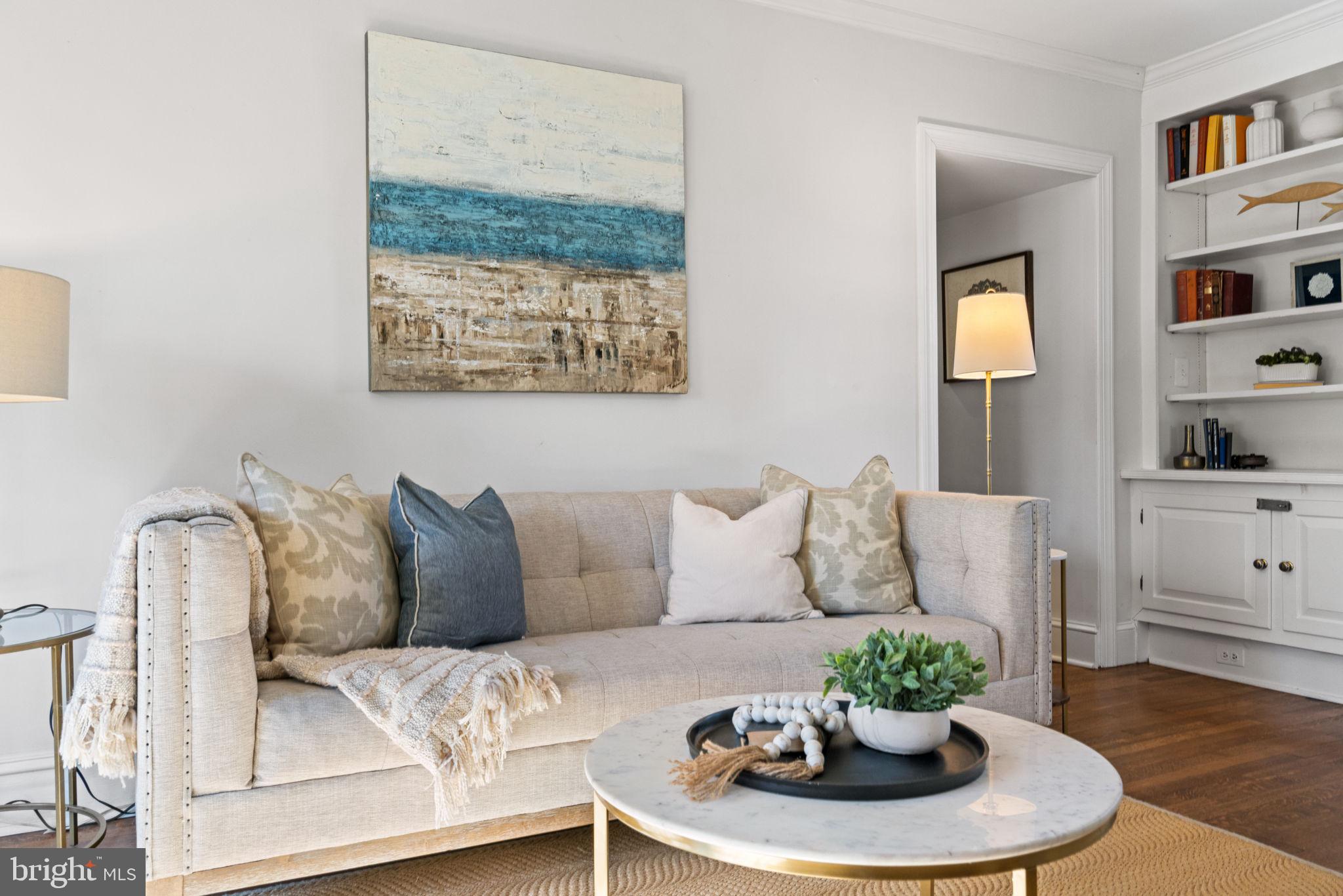 CHEVY CHASE - Residential