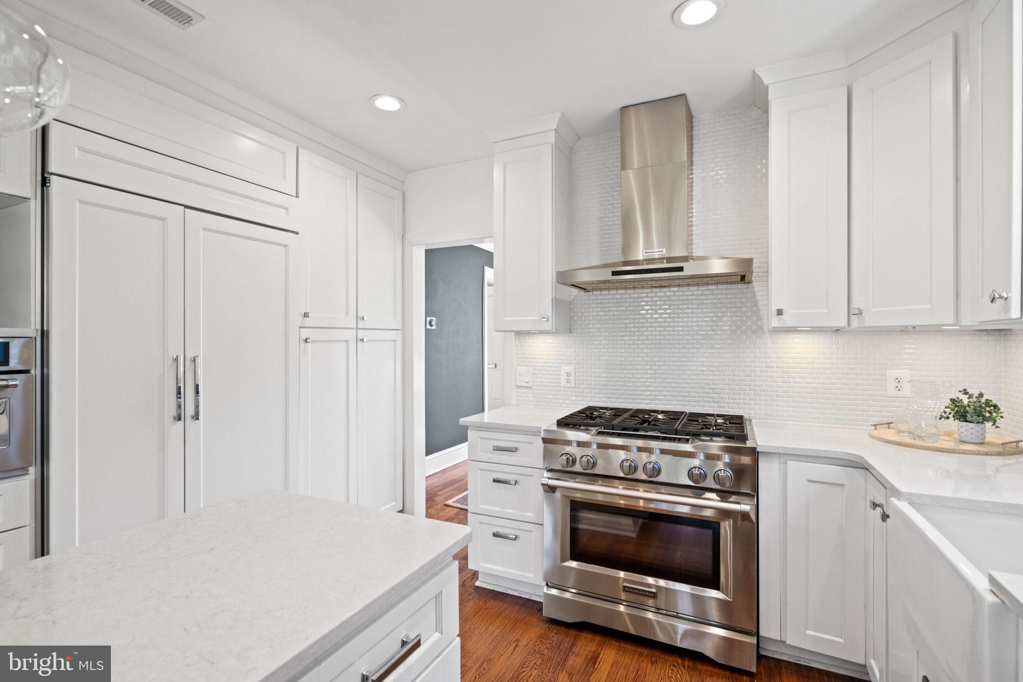 CHEVY CHASE - Residential