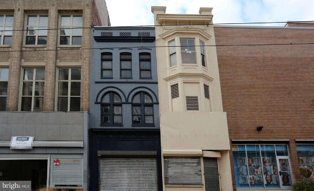 - Commercial Lease