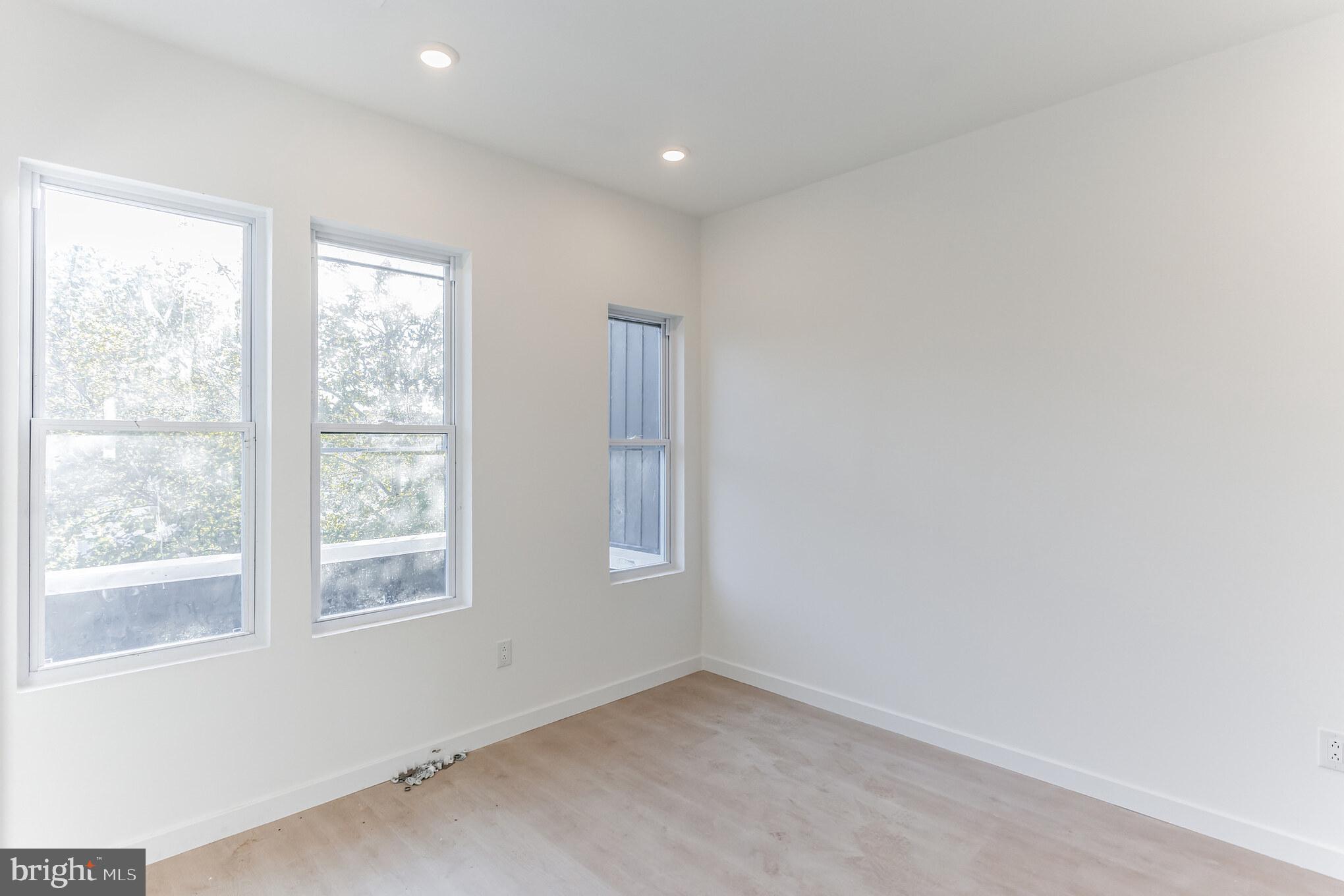 PHILADELPHIA (WEST) - Residential Lease