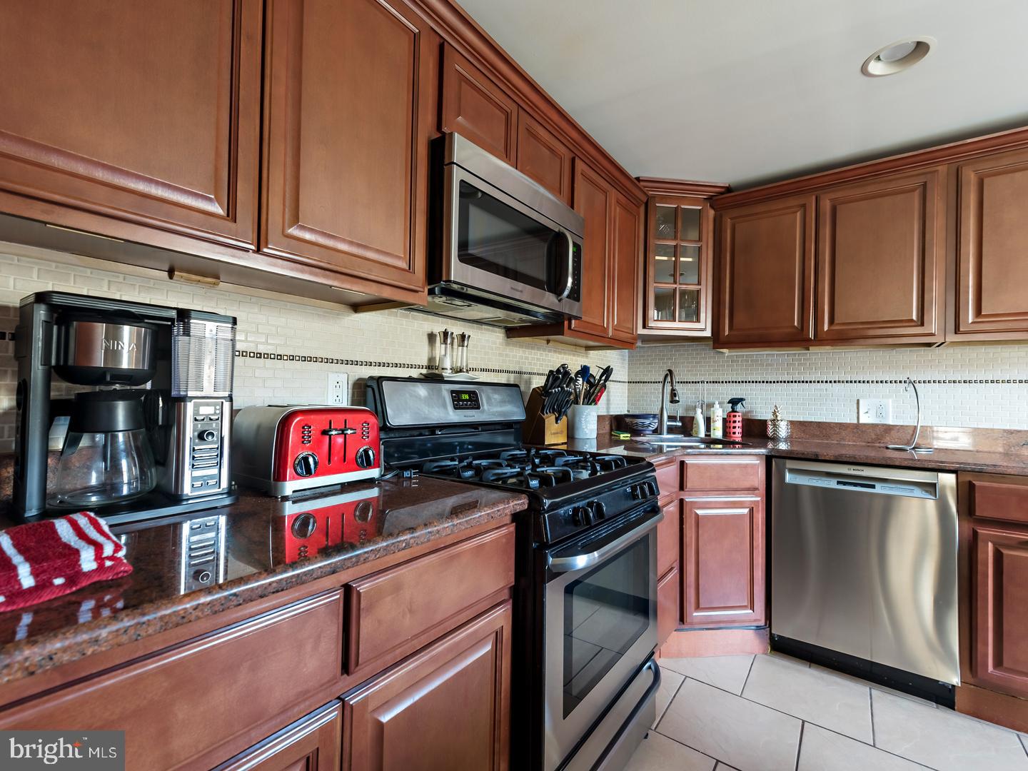 FISHTOWN - Residential Lease