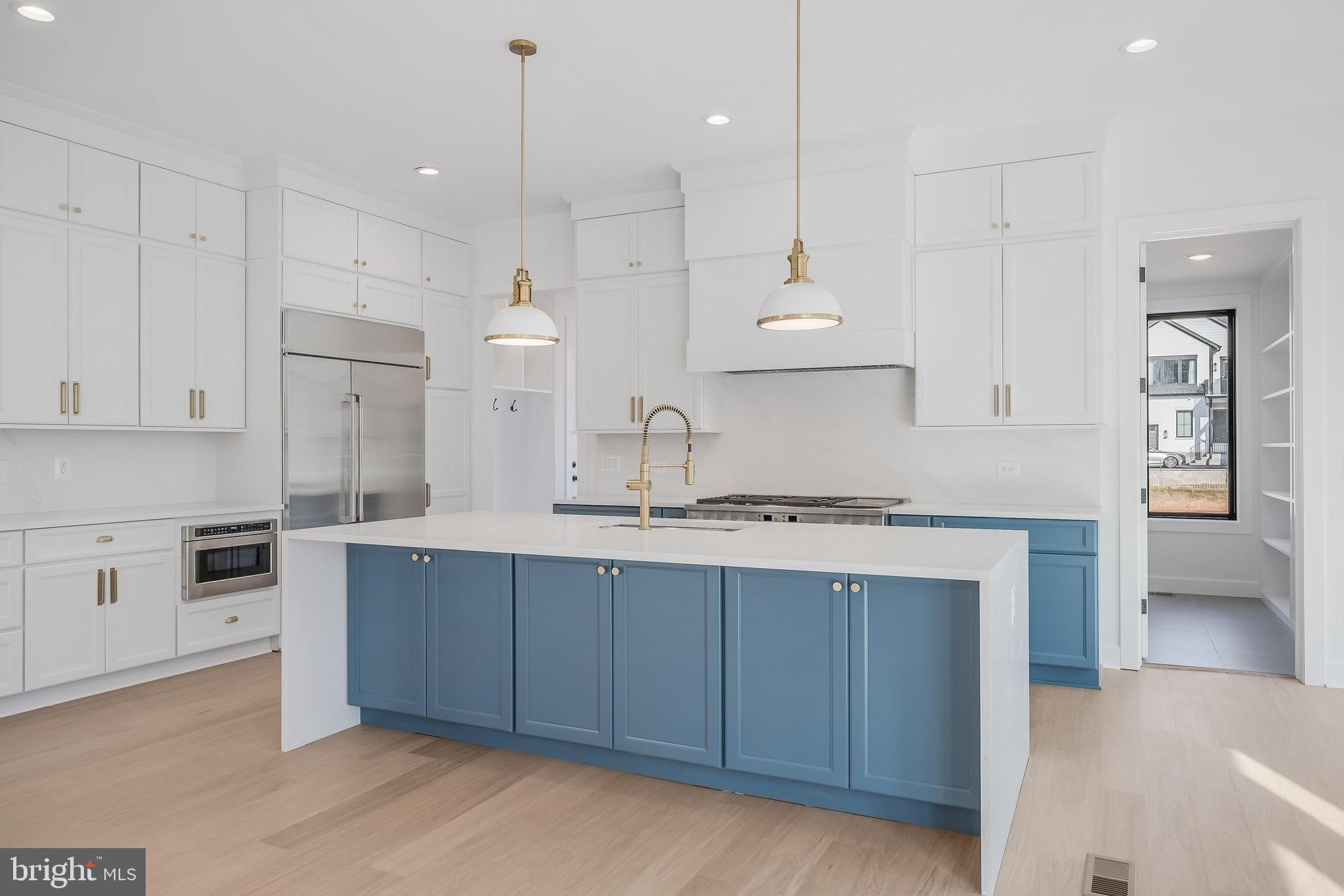 GREEN ACRES - Residential