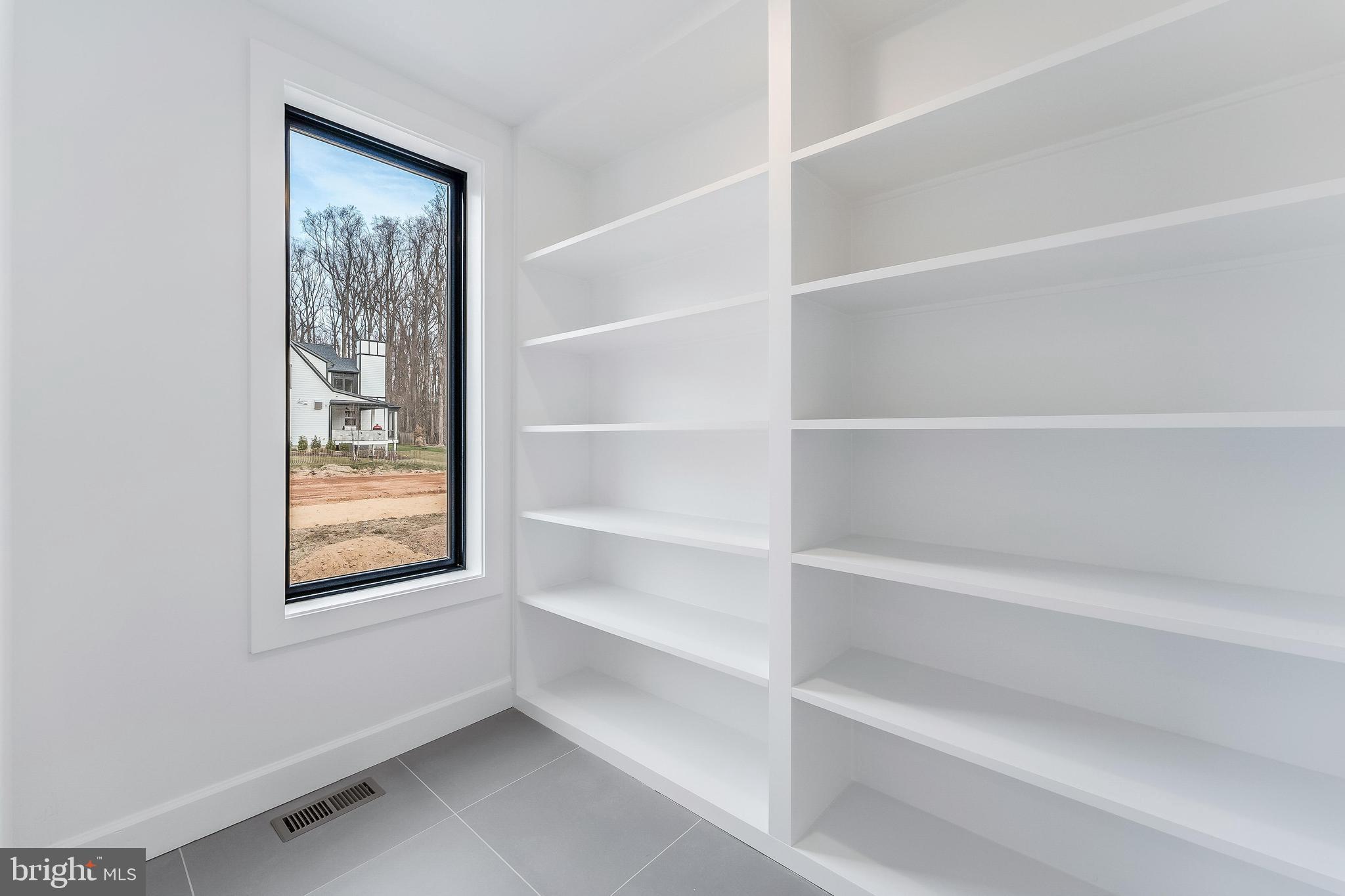 GREEN ACRES - Residential