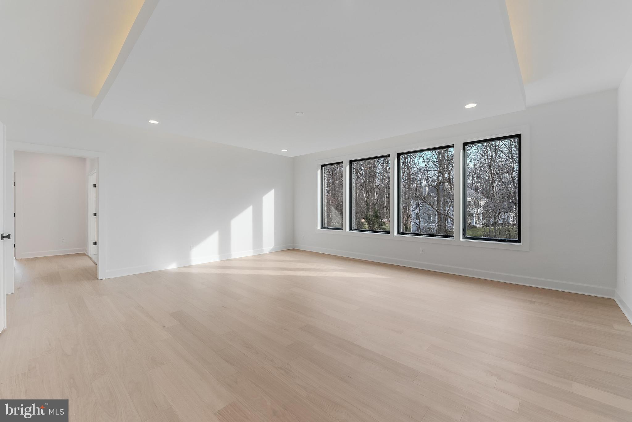 GREEN ACRES - Residential