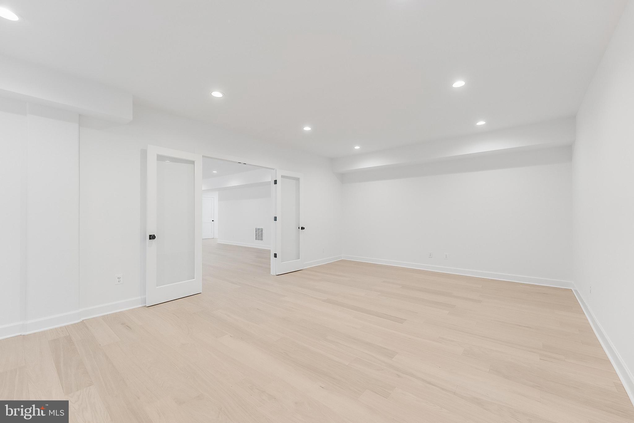 GREEN ACRES - Residential