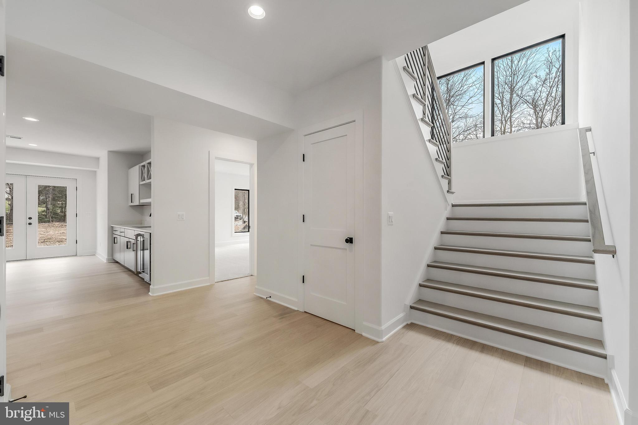 GREEN ACRES - Residential