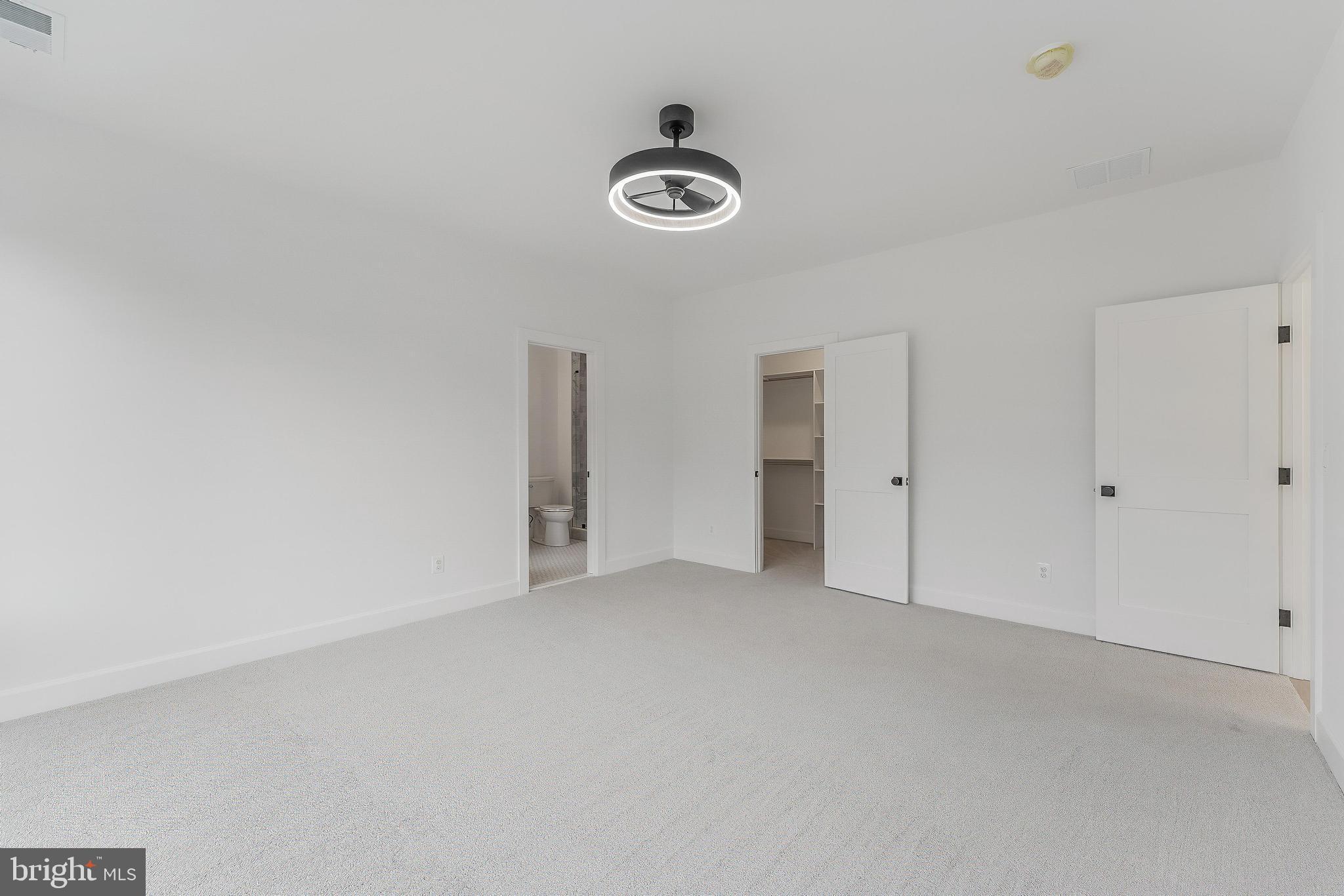 GREEN ACRES - Residential