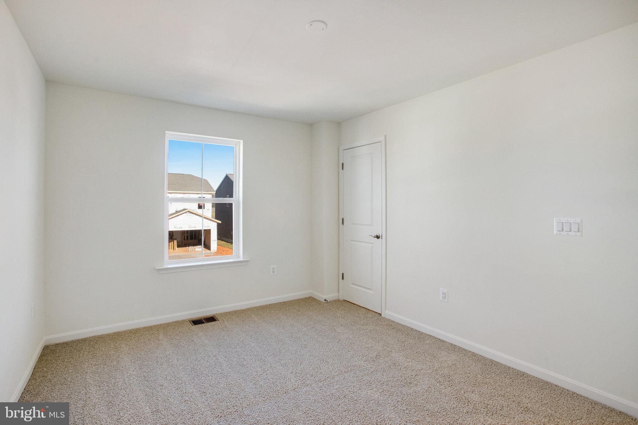 SEASONS AT ROUND MILL MEADOWS - Residential