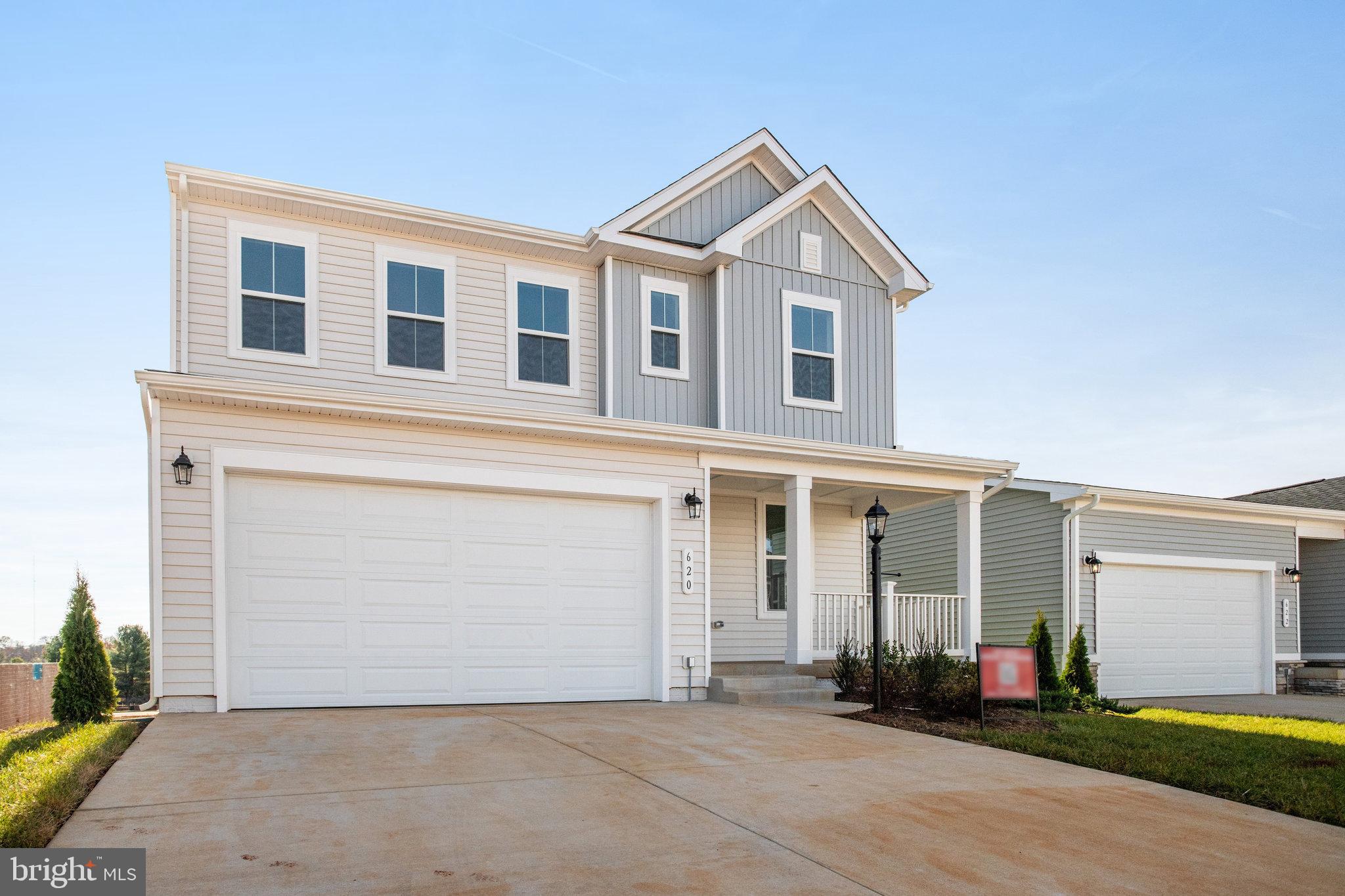 620 CLOVER LANE