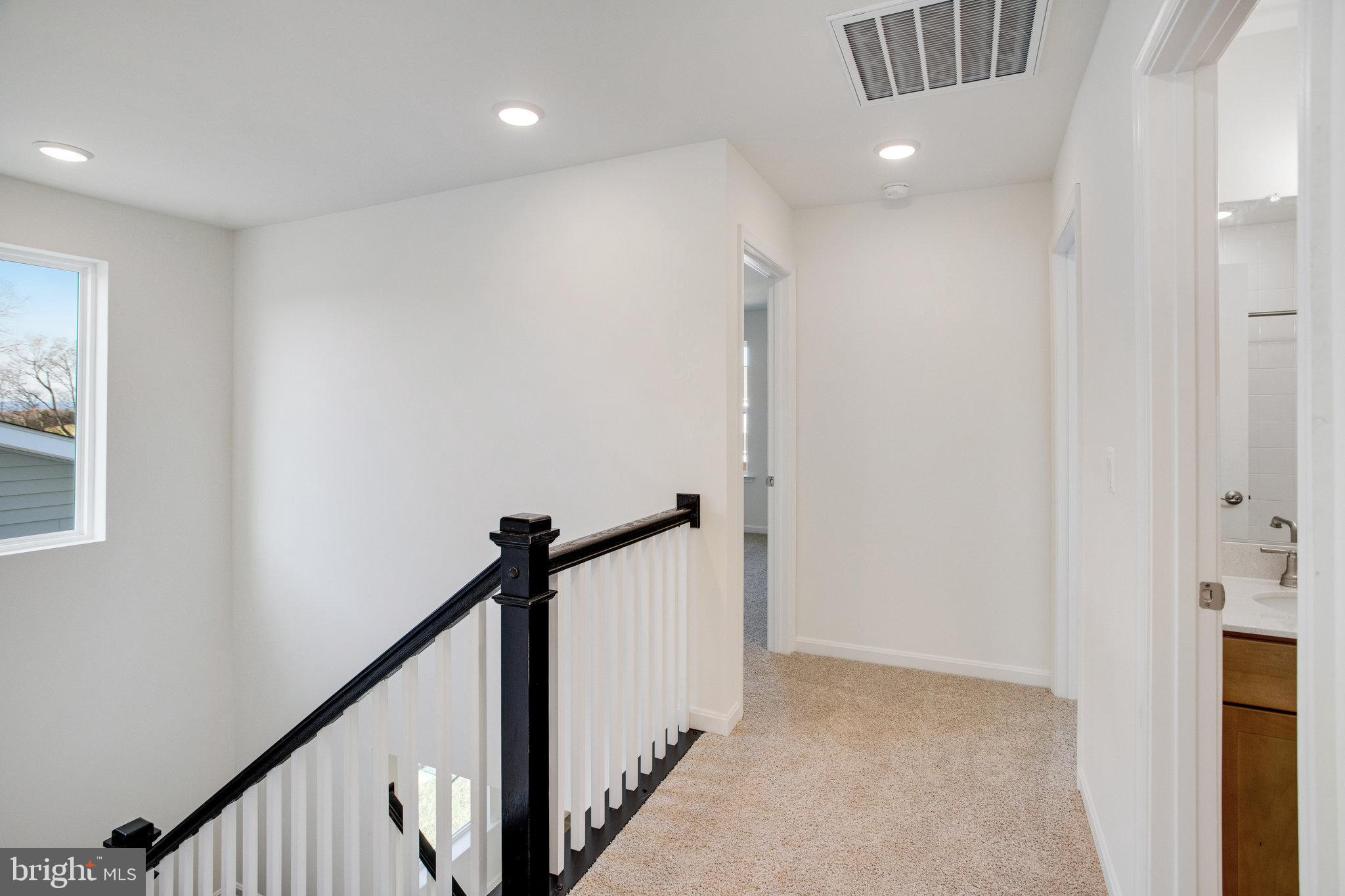 SEASONS AT ROUND MILL MEADOWS - Residential