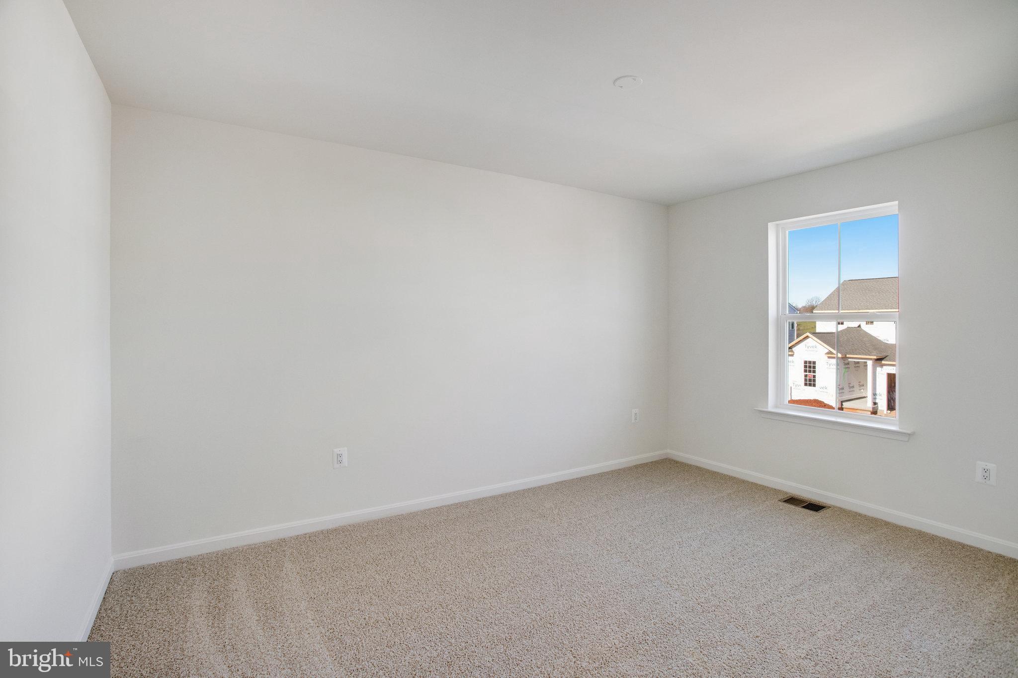 SEASONS AT ROUND MILL MEADOWS - Residential