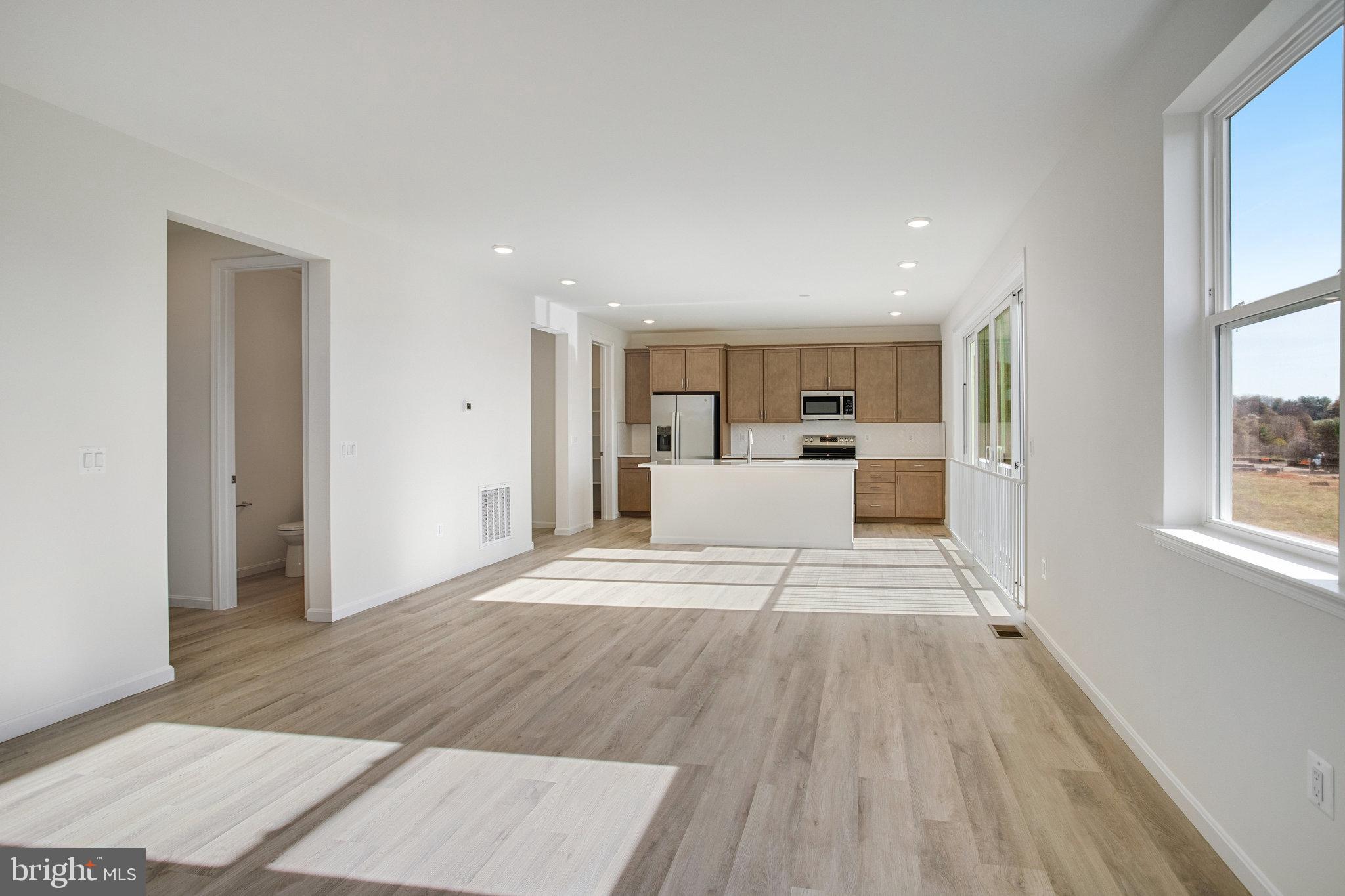 SEASONS AT ROUND MILL MEADOWS - Residential