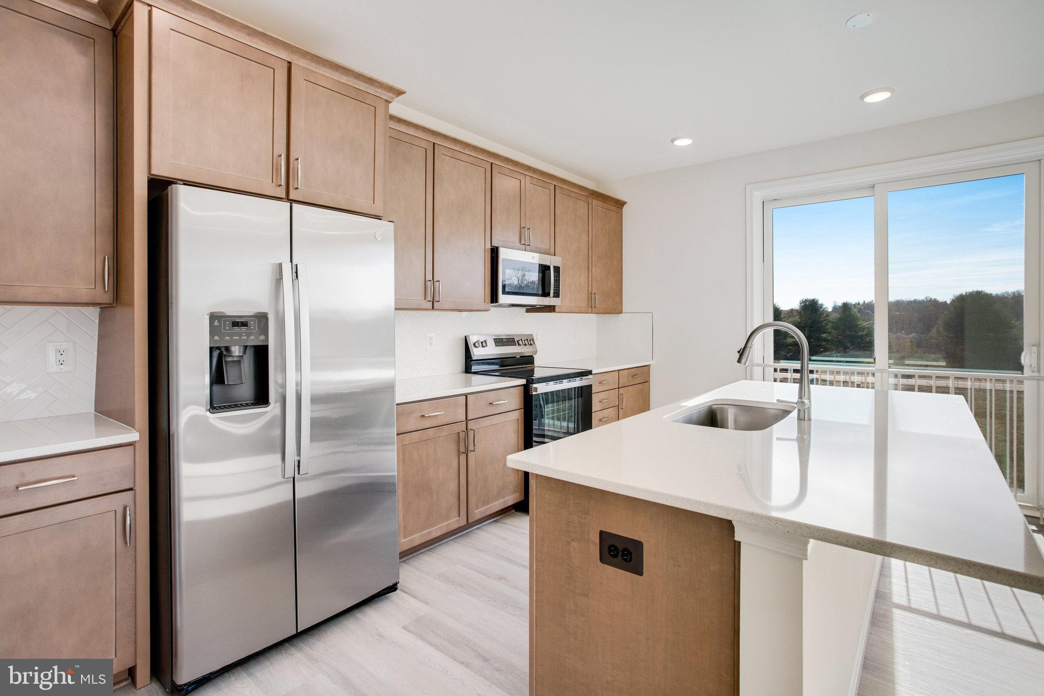 SEASONS AT ROUND MILL MEADOWS - Residential