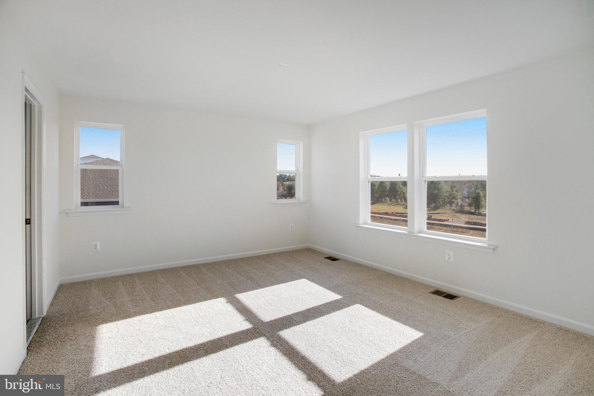 SEASONS AT ROUND MILL MEADOWS - Residential