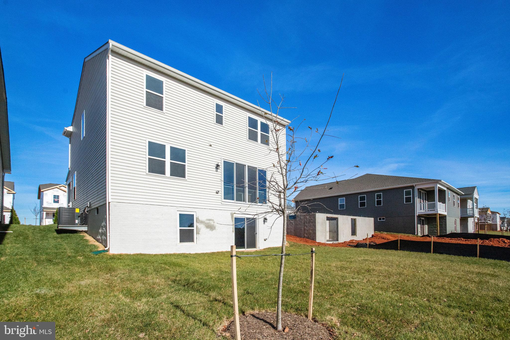 SEASONS AT ROUND MILL MEADOWS - Residential