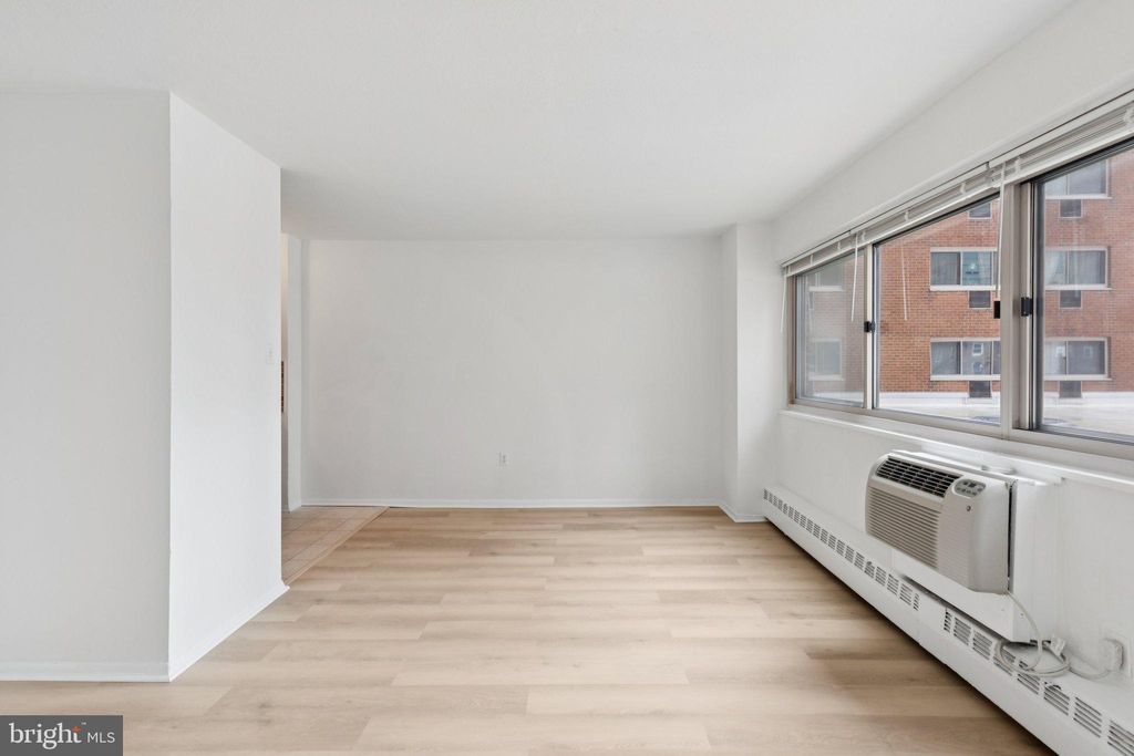 Photo of 2101 Chestnut Street #324, PHILADELPHIA, PA 19103 (MLS # PAPH2587060)