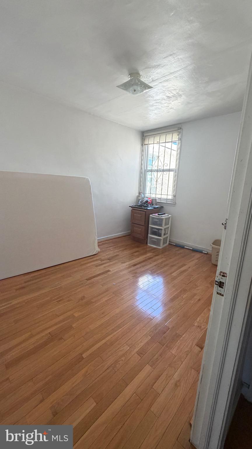 PHILADELPHIA (NORTHEAST) - Residential