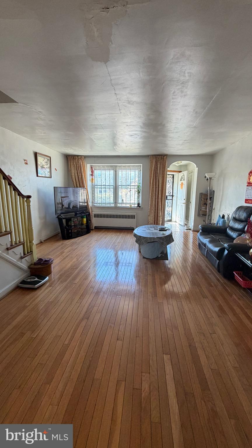 PHILADELPHIA (NORTHEAST) - Residential