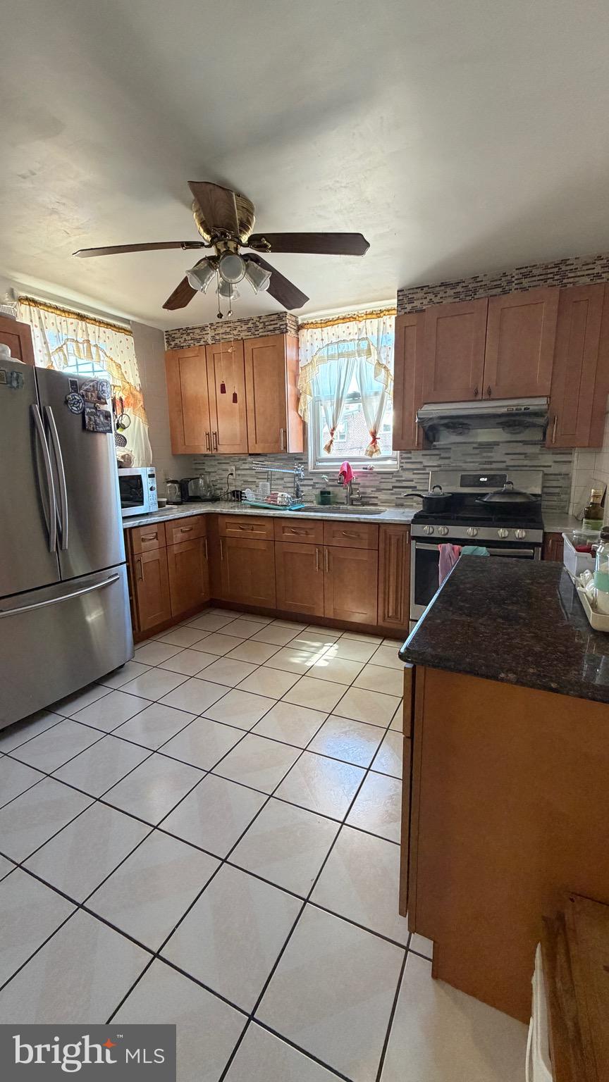 PHILADELPHIA (NORTHEAST) - Residential