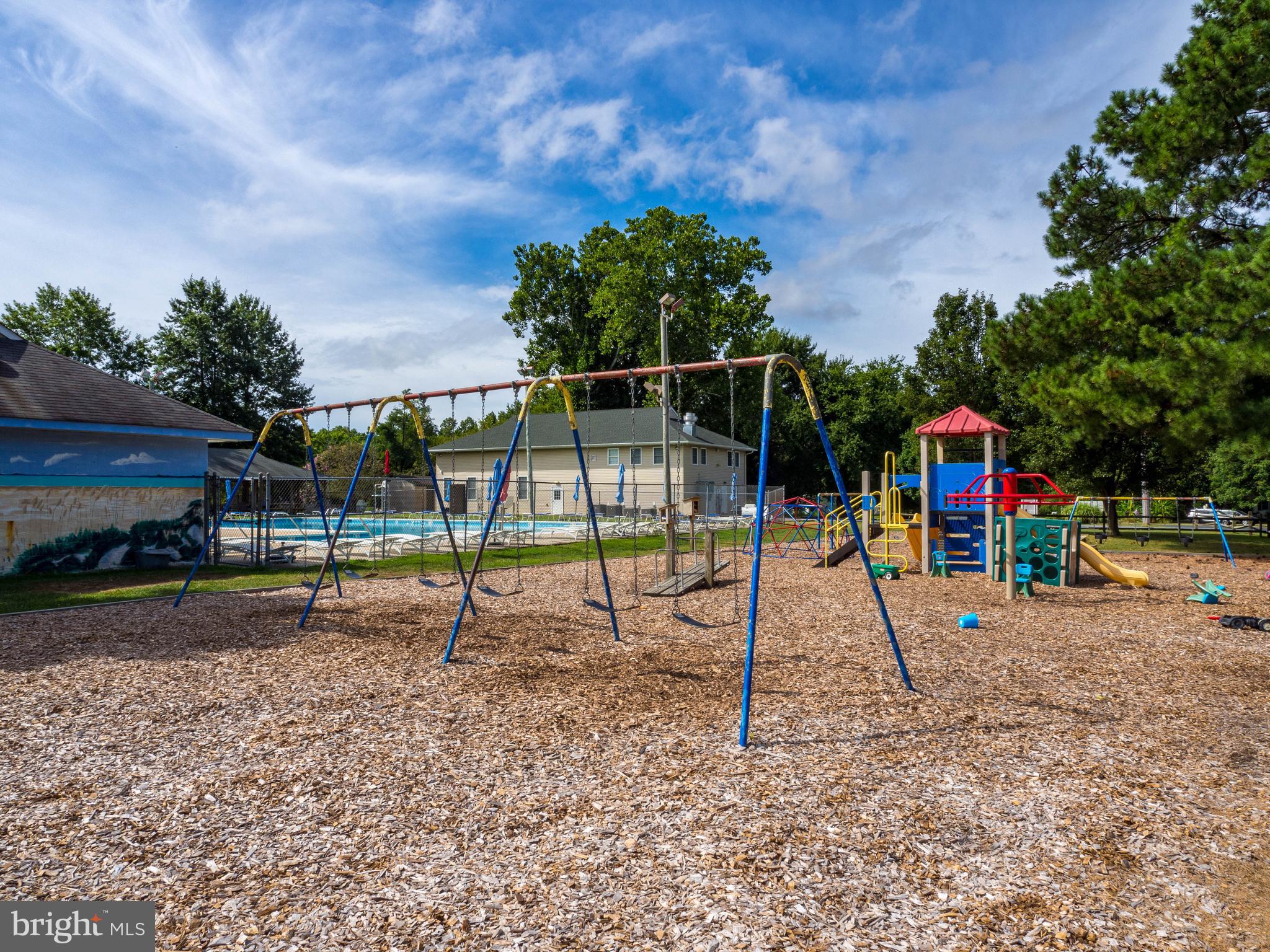 CLOVERFIELDS - Residential