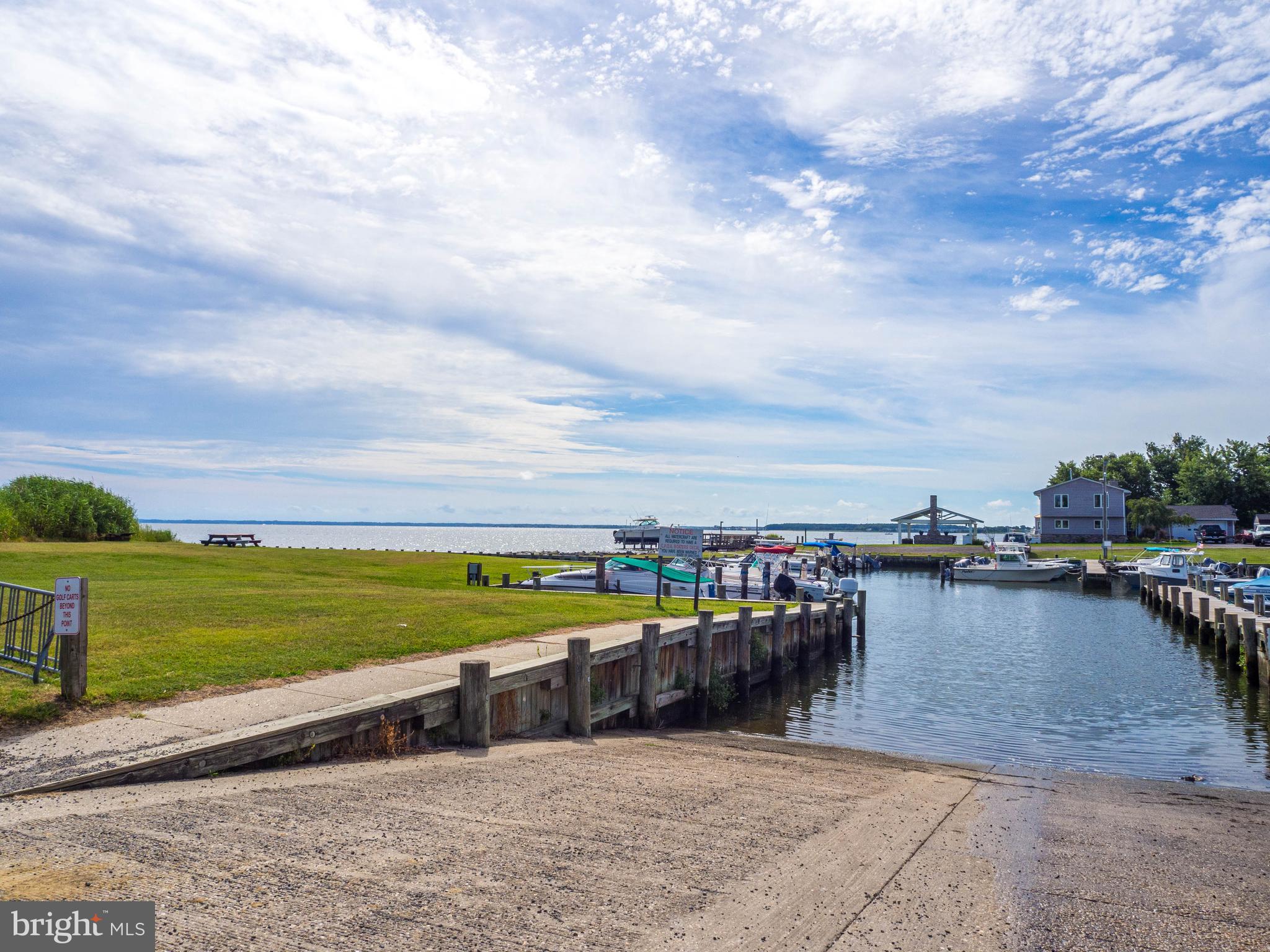 CLOVERFIELDS - Residential