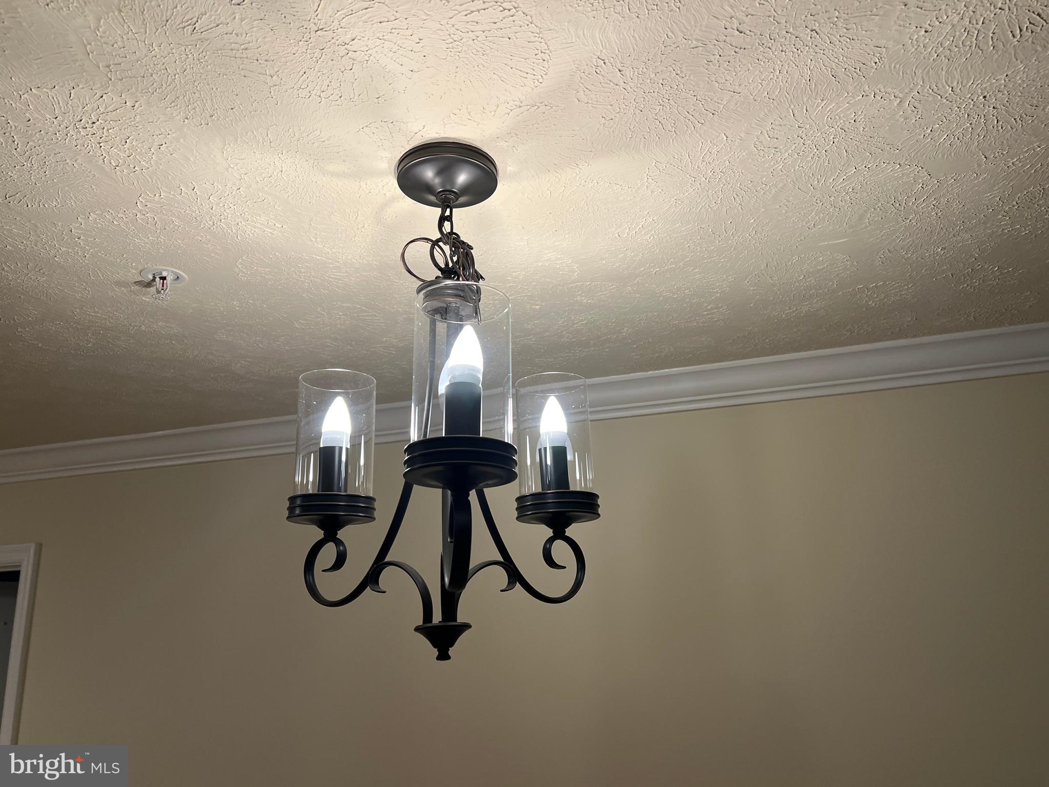 SILVER LAKE - Residential