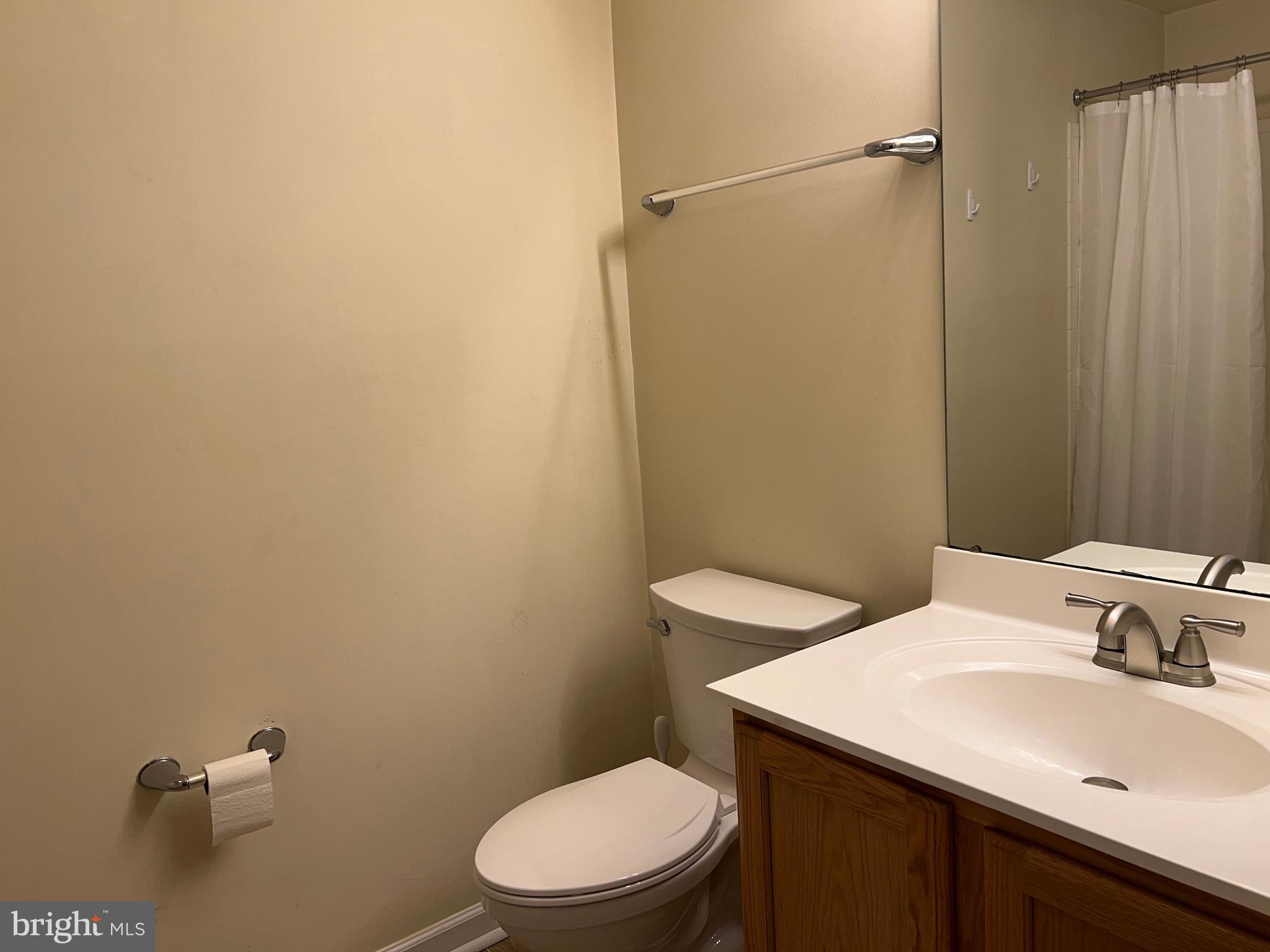 SILVER LAKE - Residential