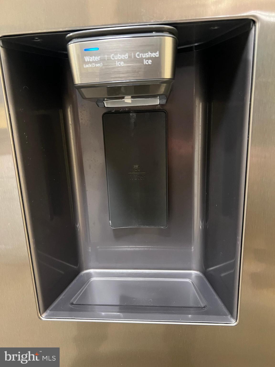 SILVER LAKE - Residential