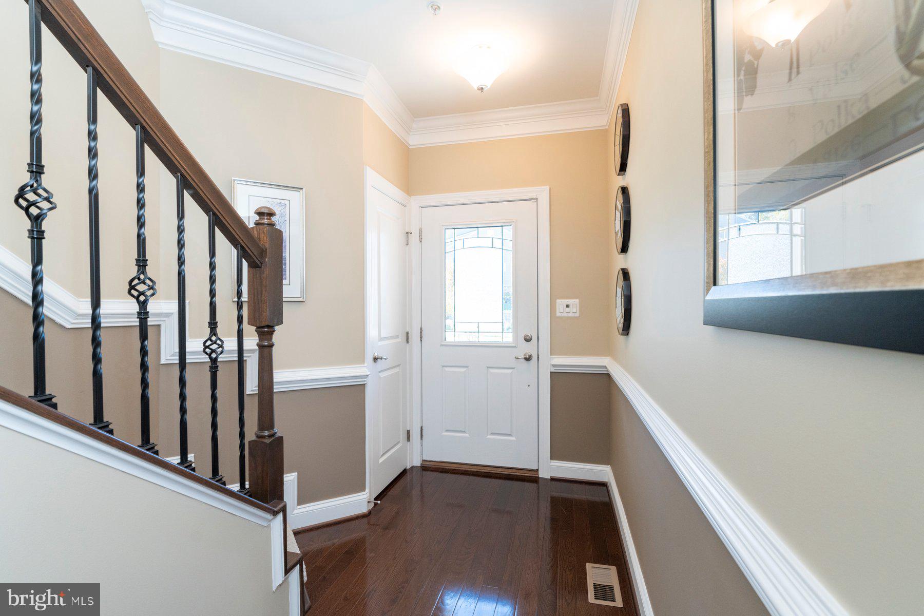 STONELEIGH SUMMIT - Residential