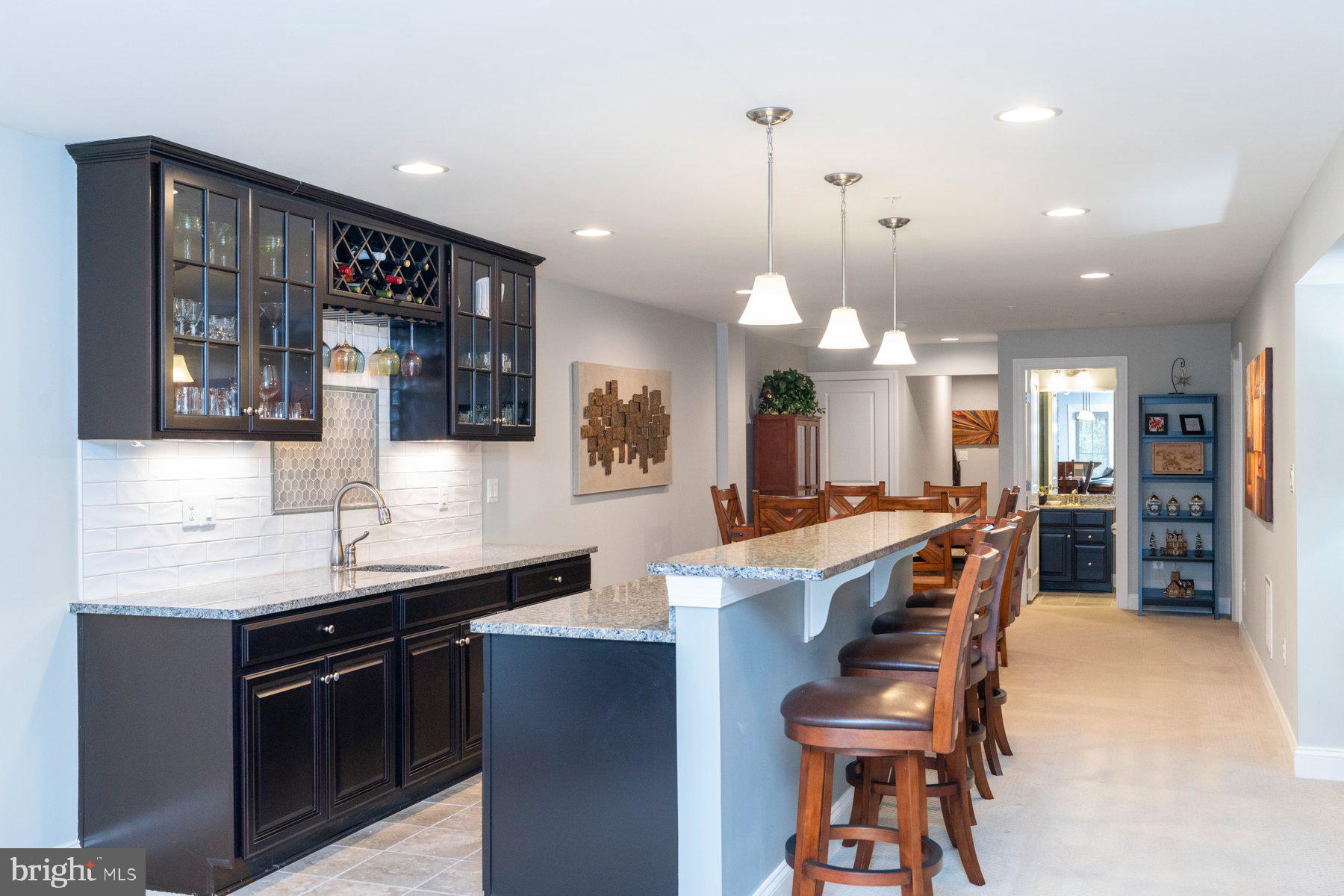 STONELEIGH SUMMIT - Residential