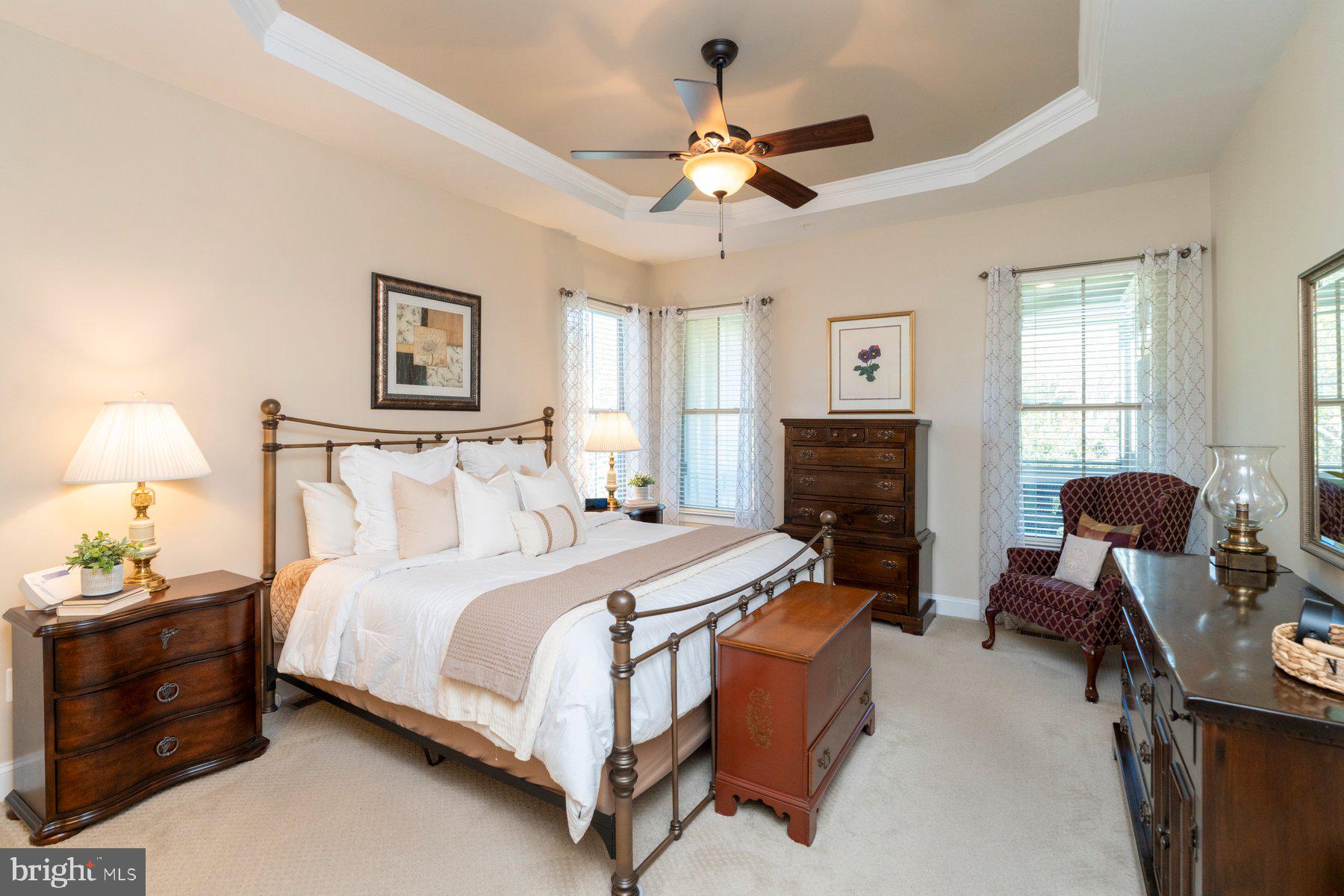STONELEIGH SUMMIT - Residential