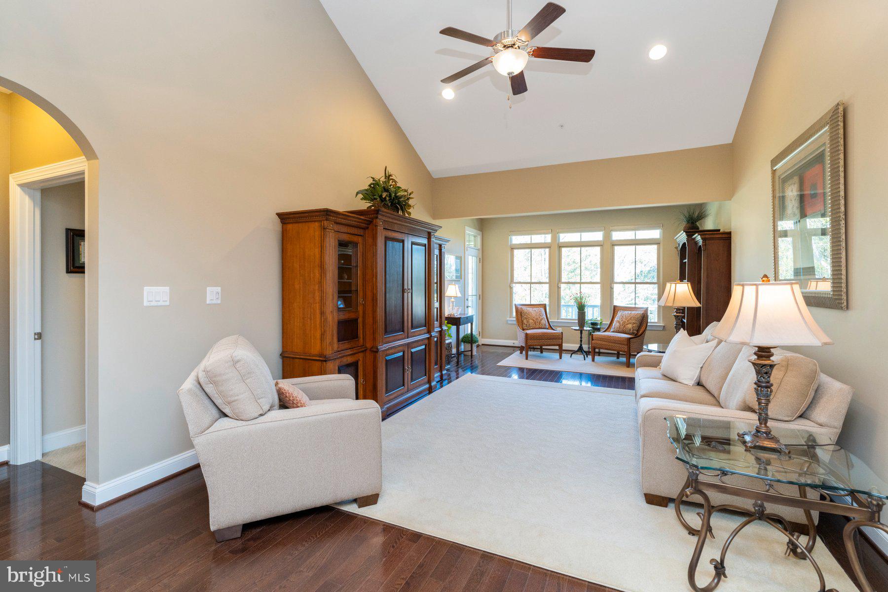 STONELEIGH SUMMIT - Residential