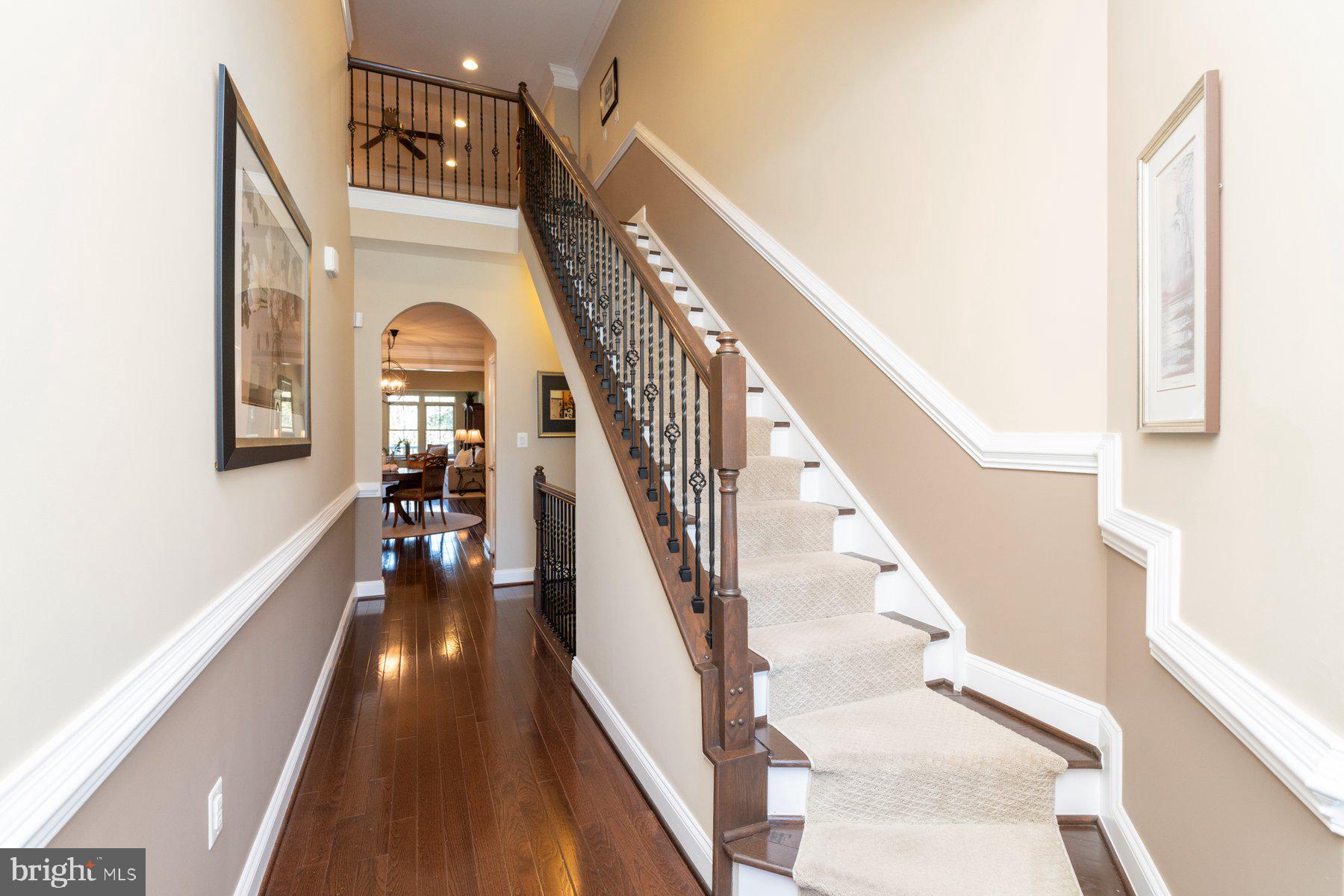 STONELEIGH SUMMIT - Residential