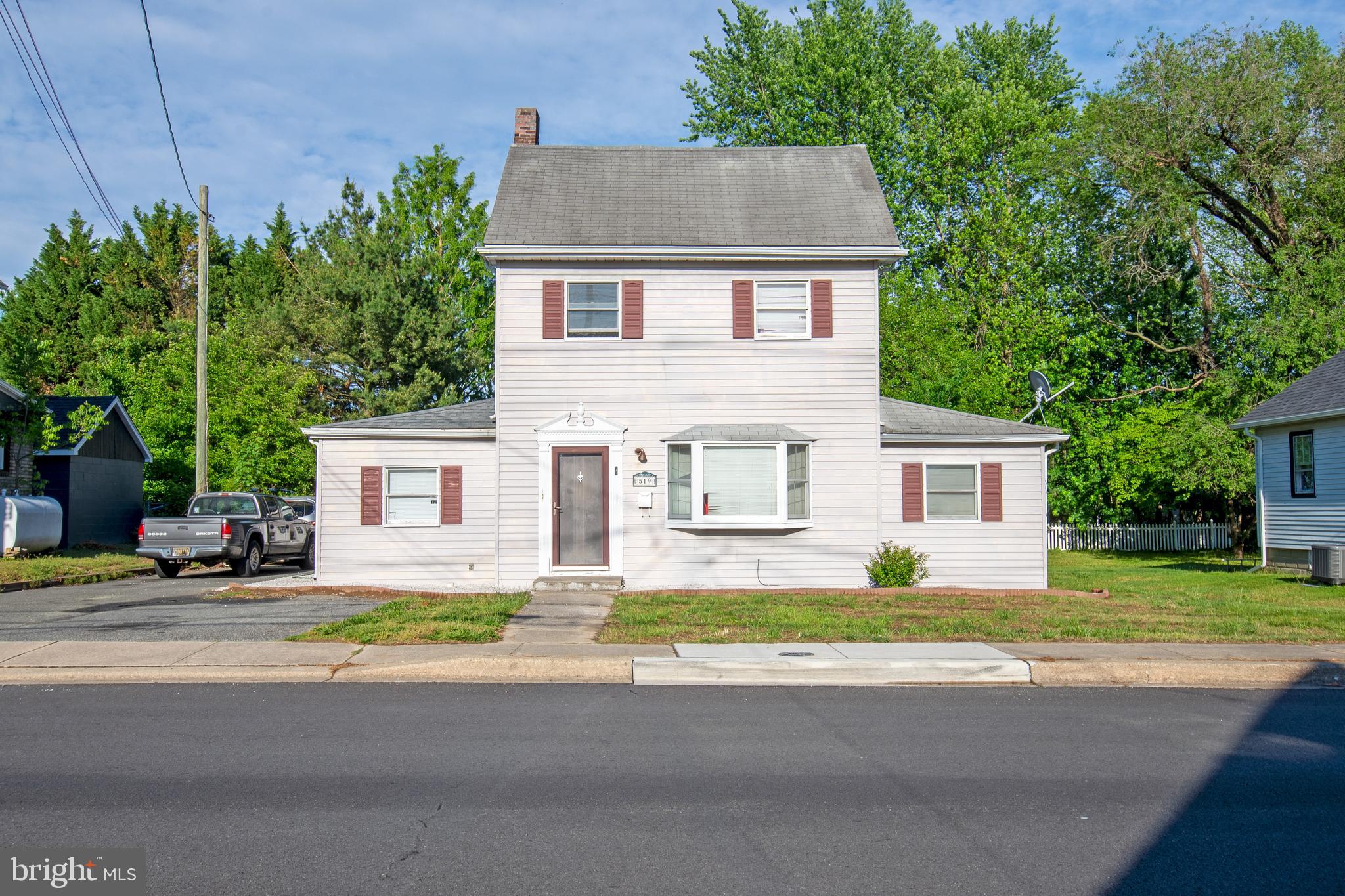 519 N WASHINGTON STREET