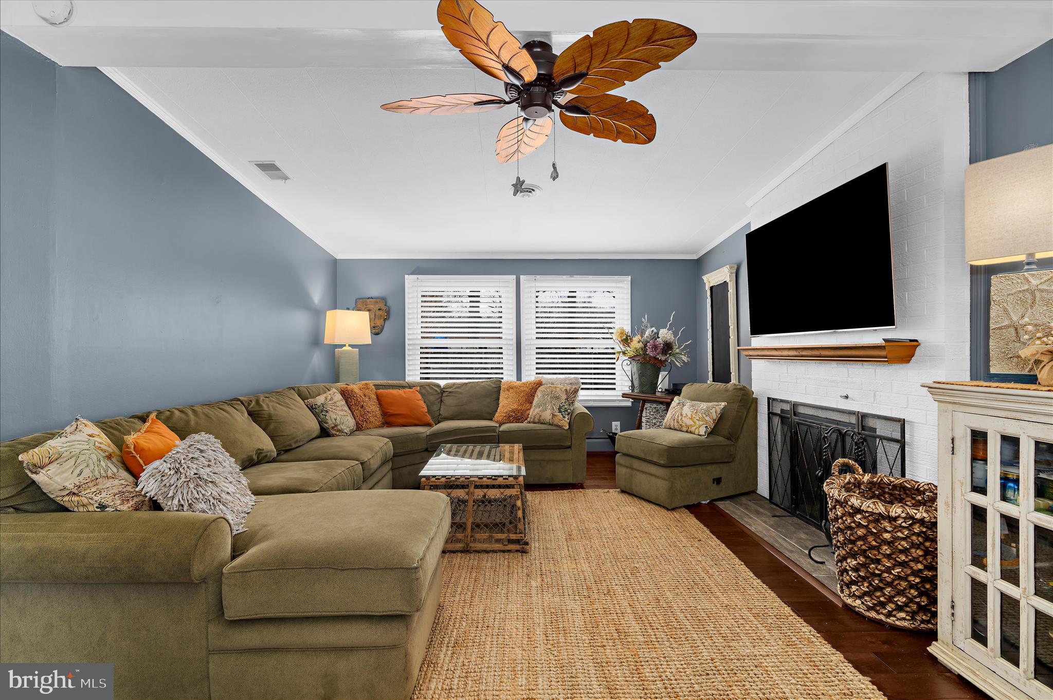 WEST MAGOTHY MANOR - Residential