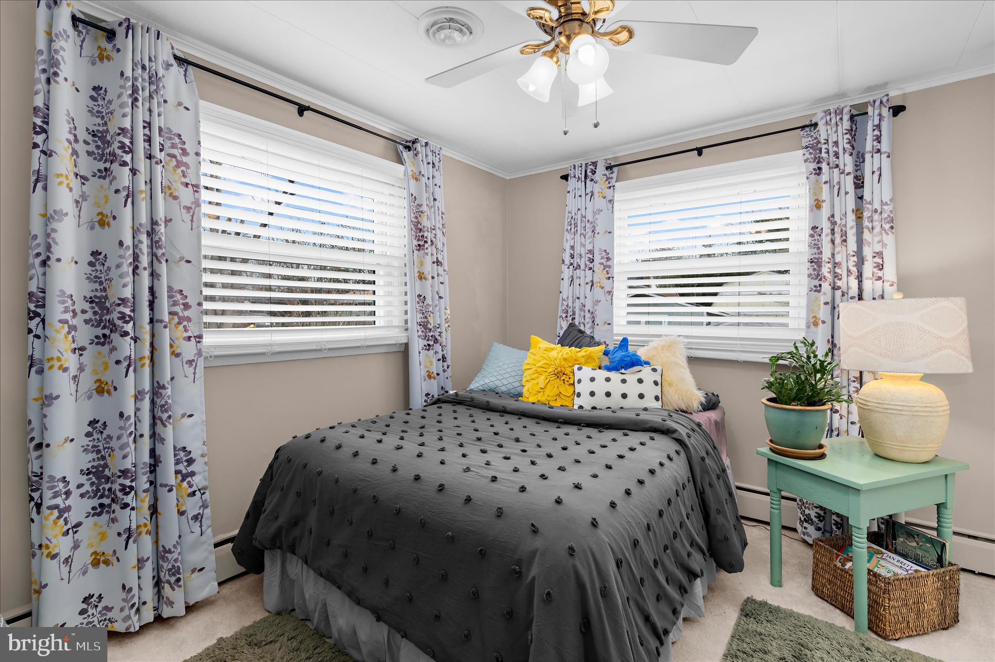 WEST MAGOTHY MANOR - Residential