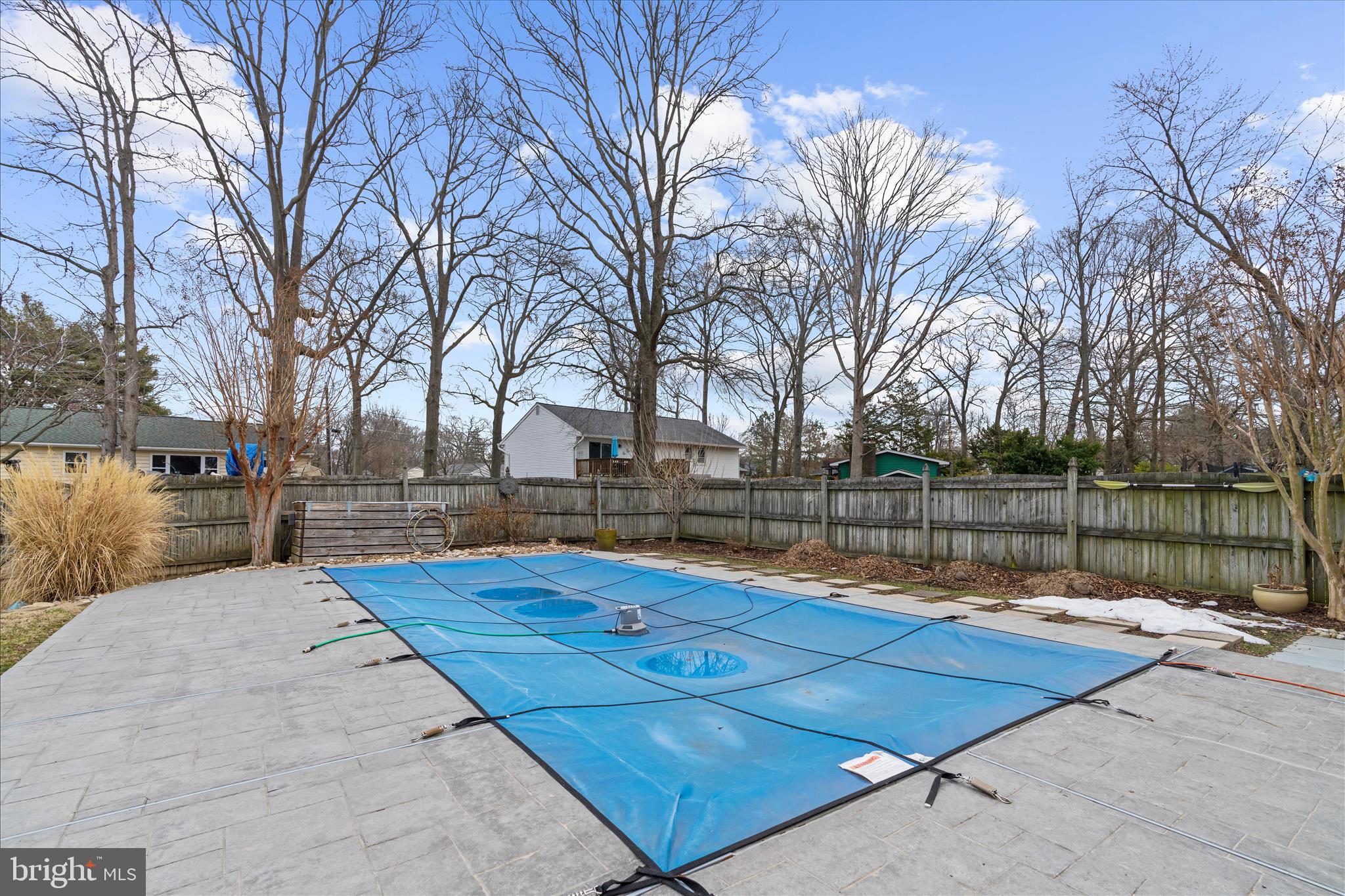 WEST MAGOTHY MANOR - Residential