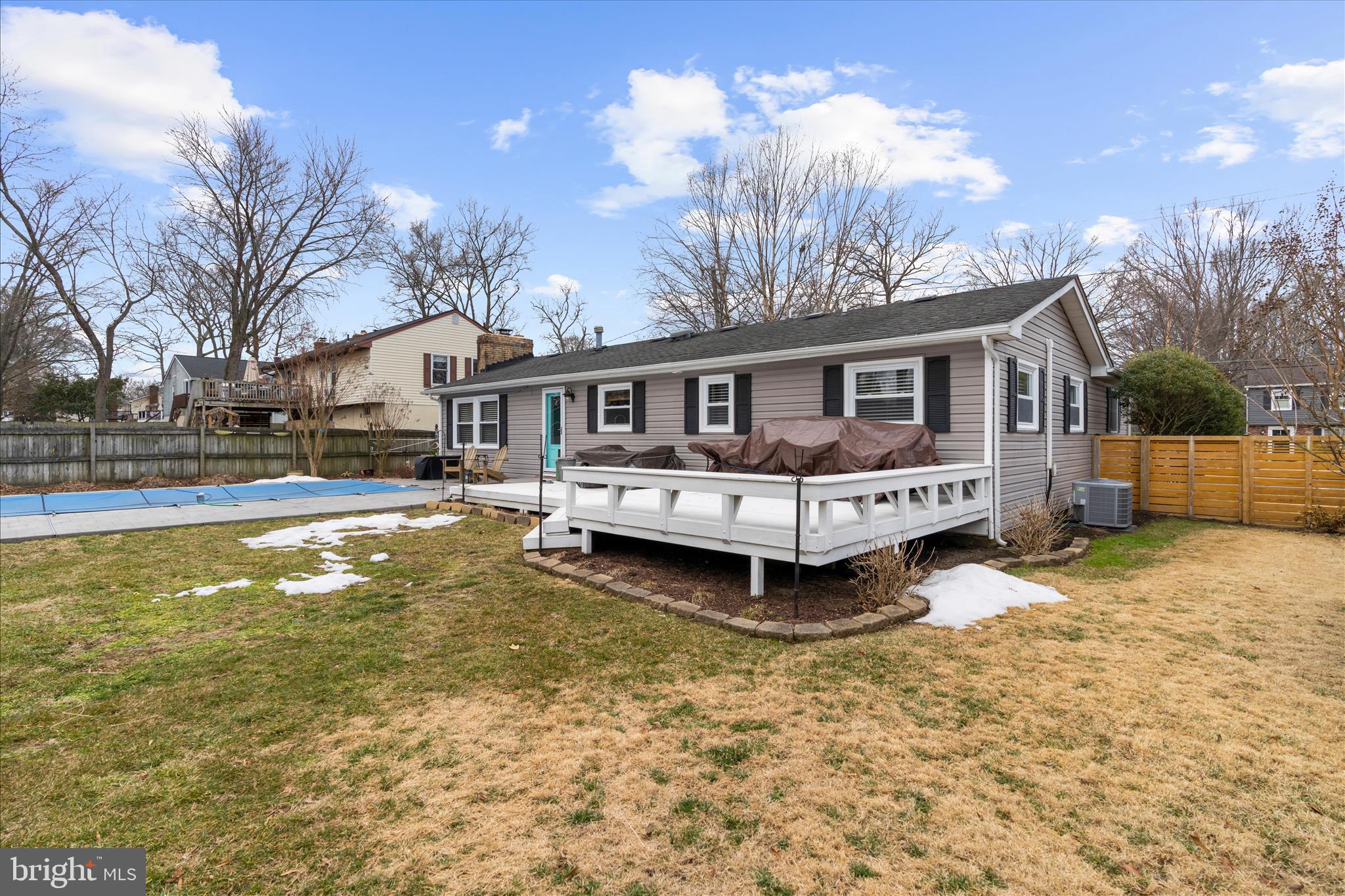 WEST MAGOTHY MANOR - Residential