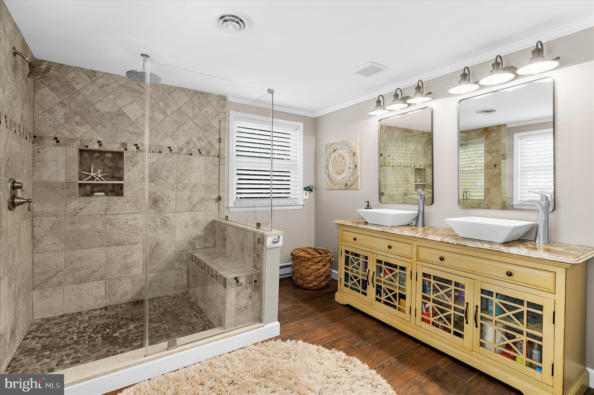 WEST MAGOTHY MANOR - Residential